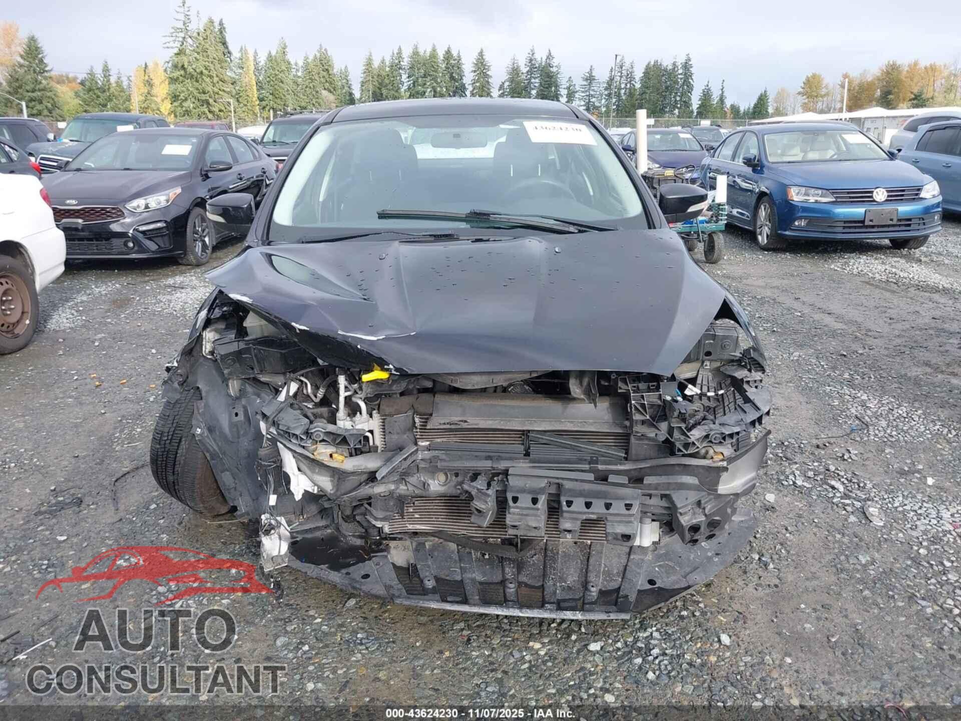 FORD FOCUS 2017 - 1FADP3F29HL334583