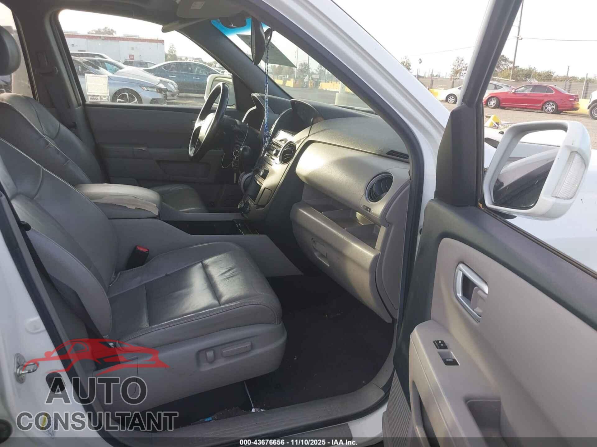 HONDA PILOT 2012 - 5FNYF3H91CB033147