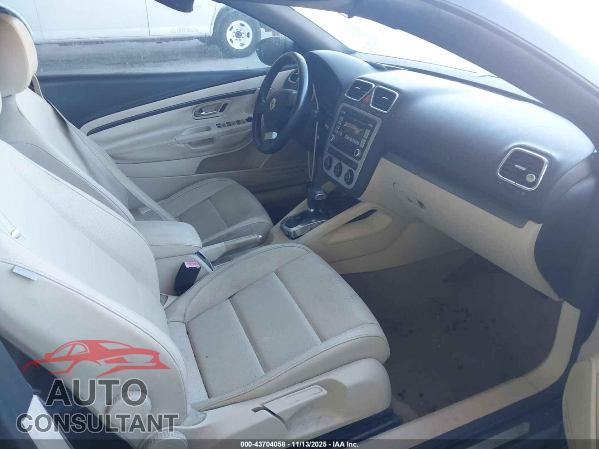 VOLKSWAGEN EOS 2009 - WVWBA71F49V011813