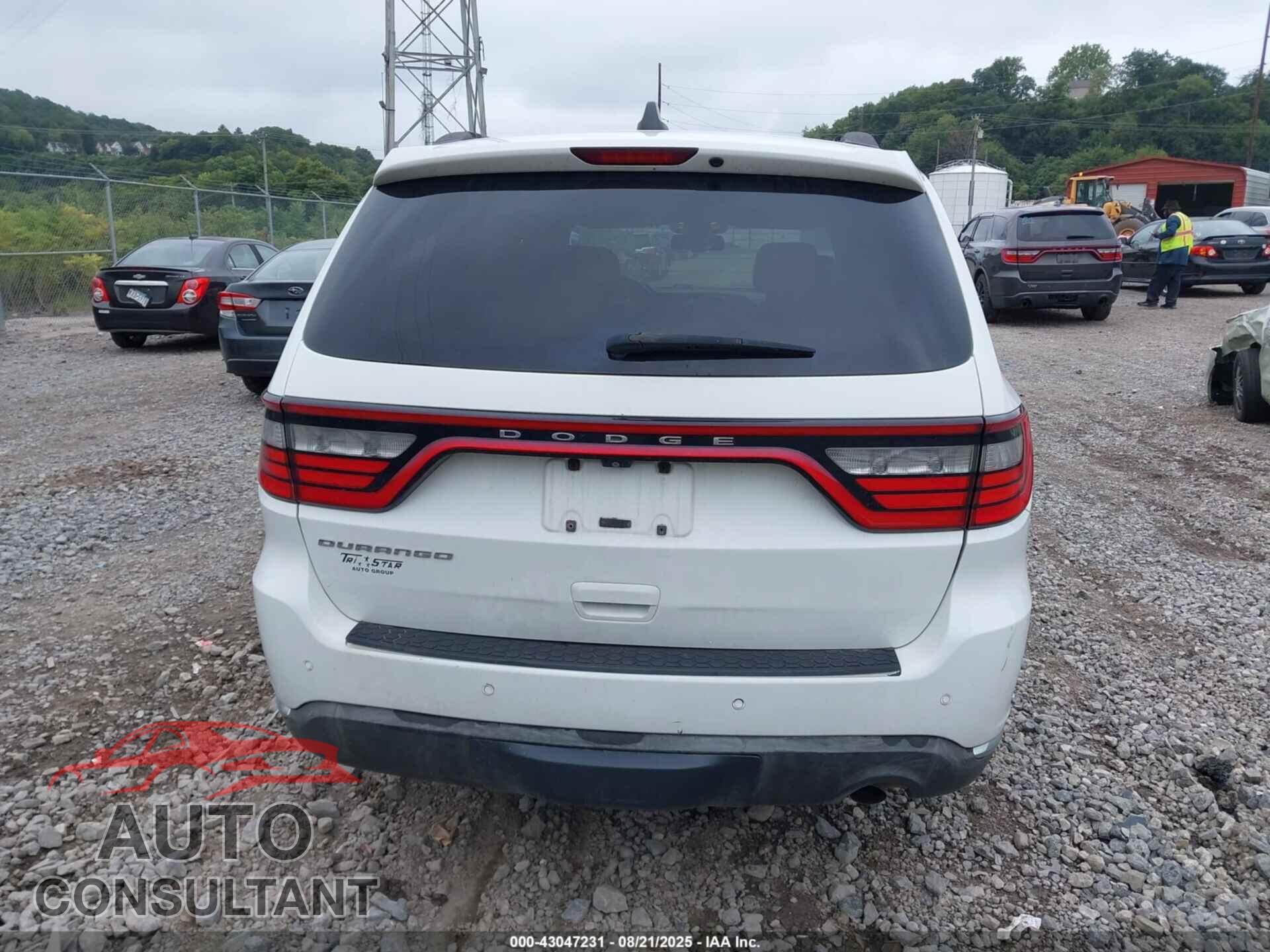 DODGE DURANGO 2015 - 1C4RDJAG8FC745616