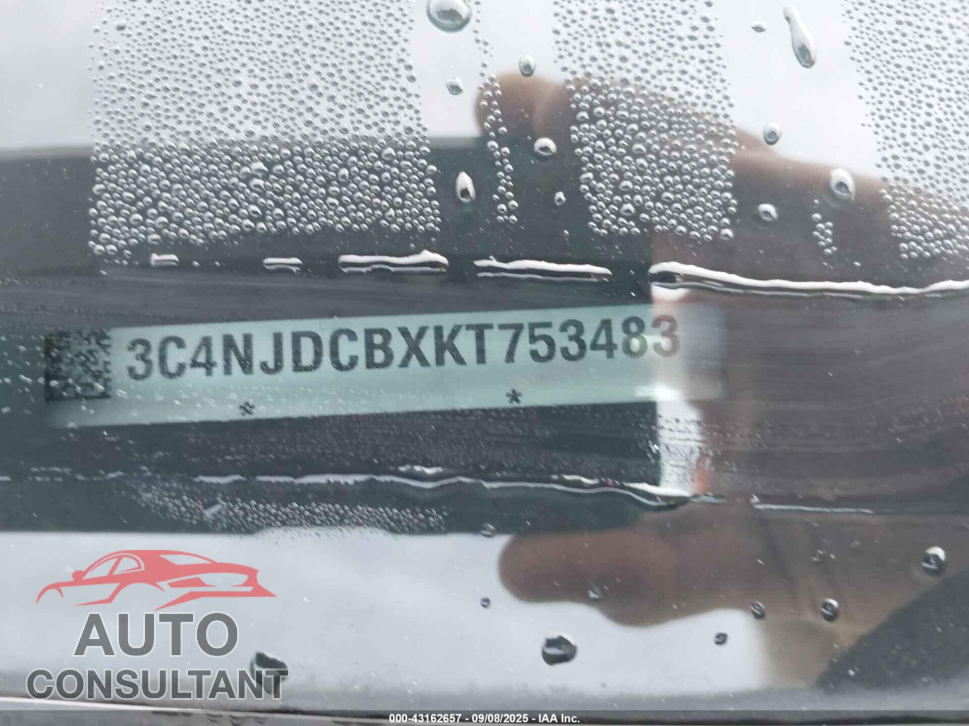 JEEP COMPASS 2019 - 3C4NJDCBXKT753483