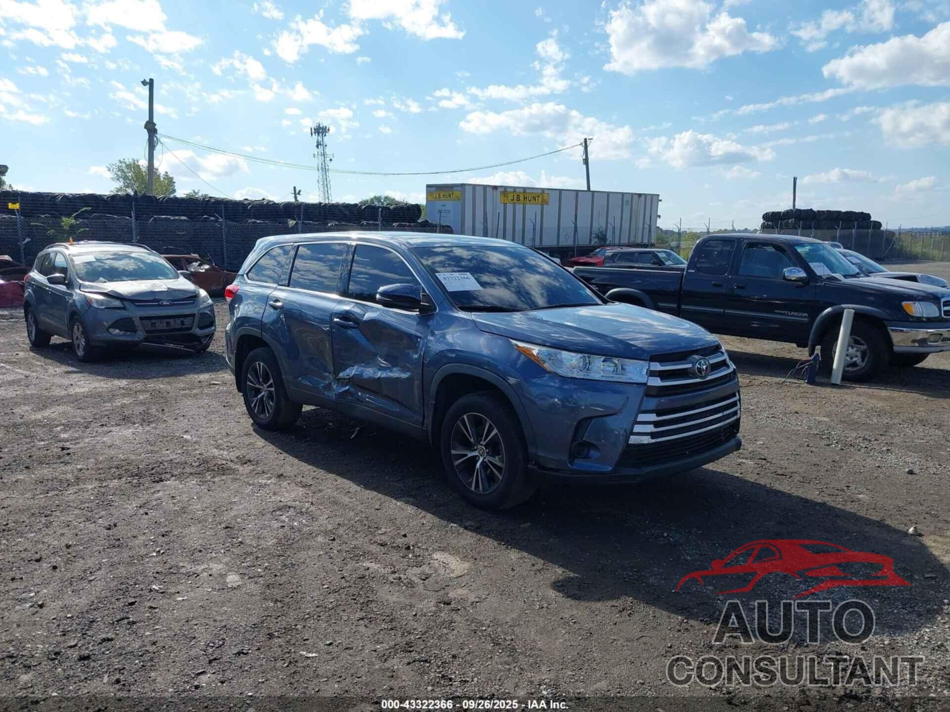 TOYOTA HIGHLANDER 2019 - 5TDBZRFH0KS745749