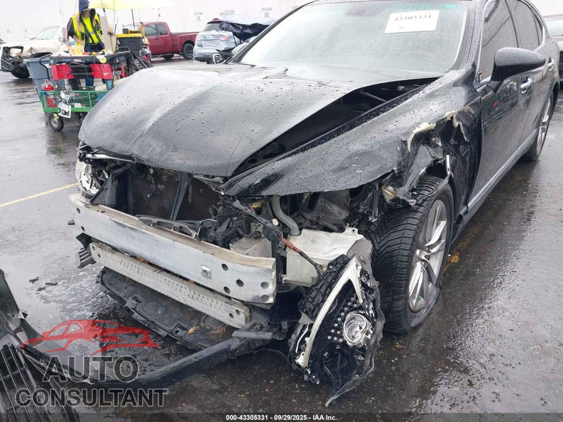 LEXUS LS 460 2013 - JTHCL5EF2D5018392