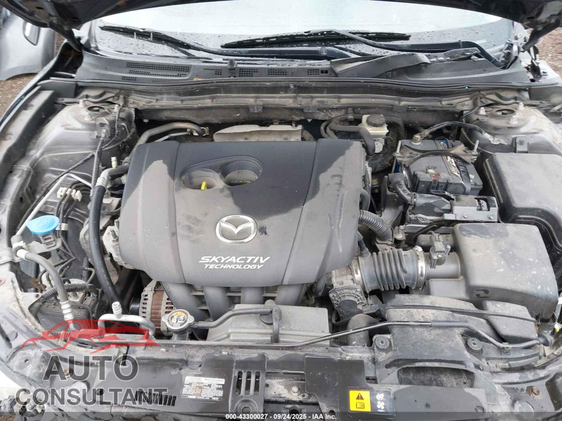 MAZDA MAZDA3 2017 - 3MZBN1L78HM121275