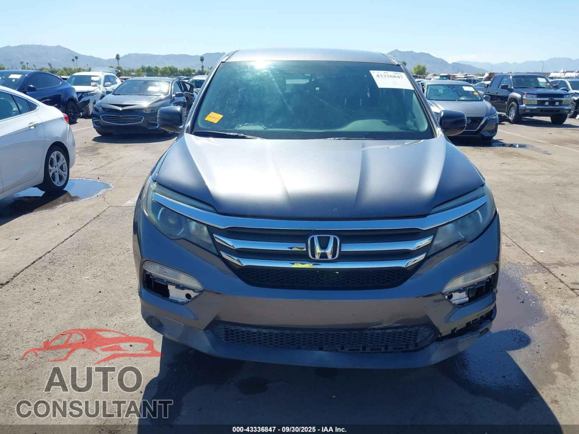HONDA PILOT 2017 - 5FNYF5H10HB003053