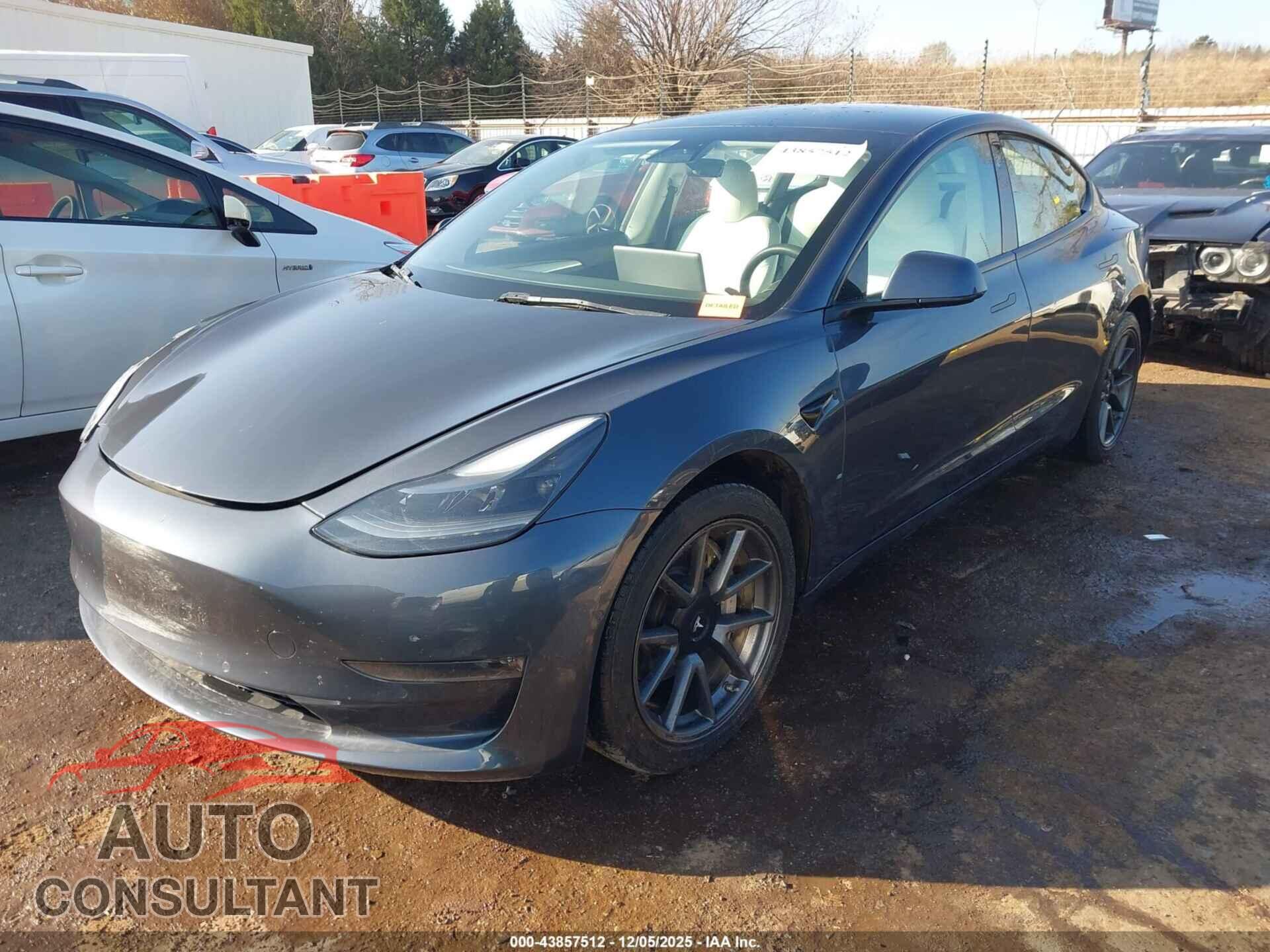 TESLA MODEL 3 2022 - 5YJ3E1EB1NF111101