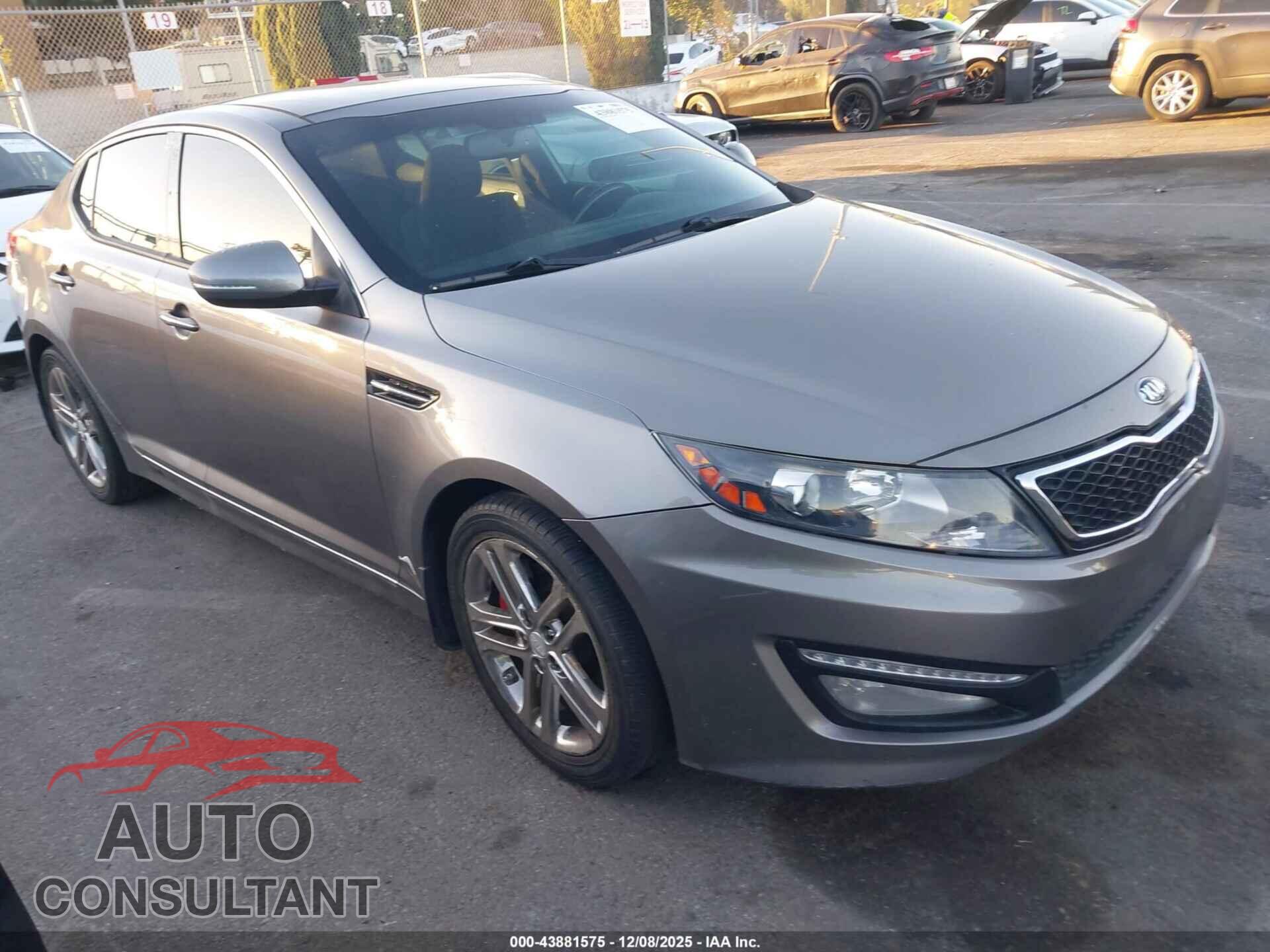 KIA OPTIMA 2013 - 5XXGR4A63DG207985
