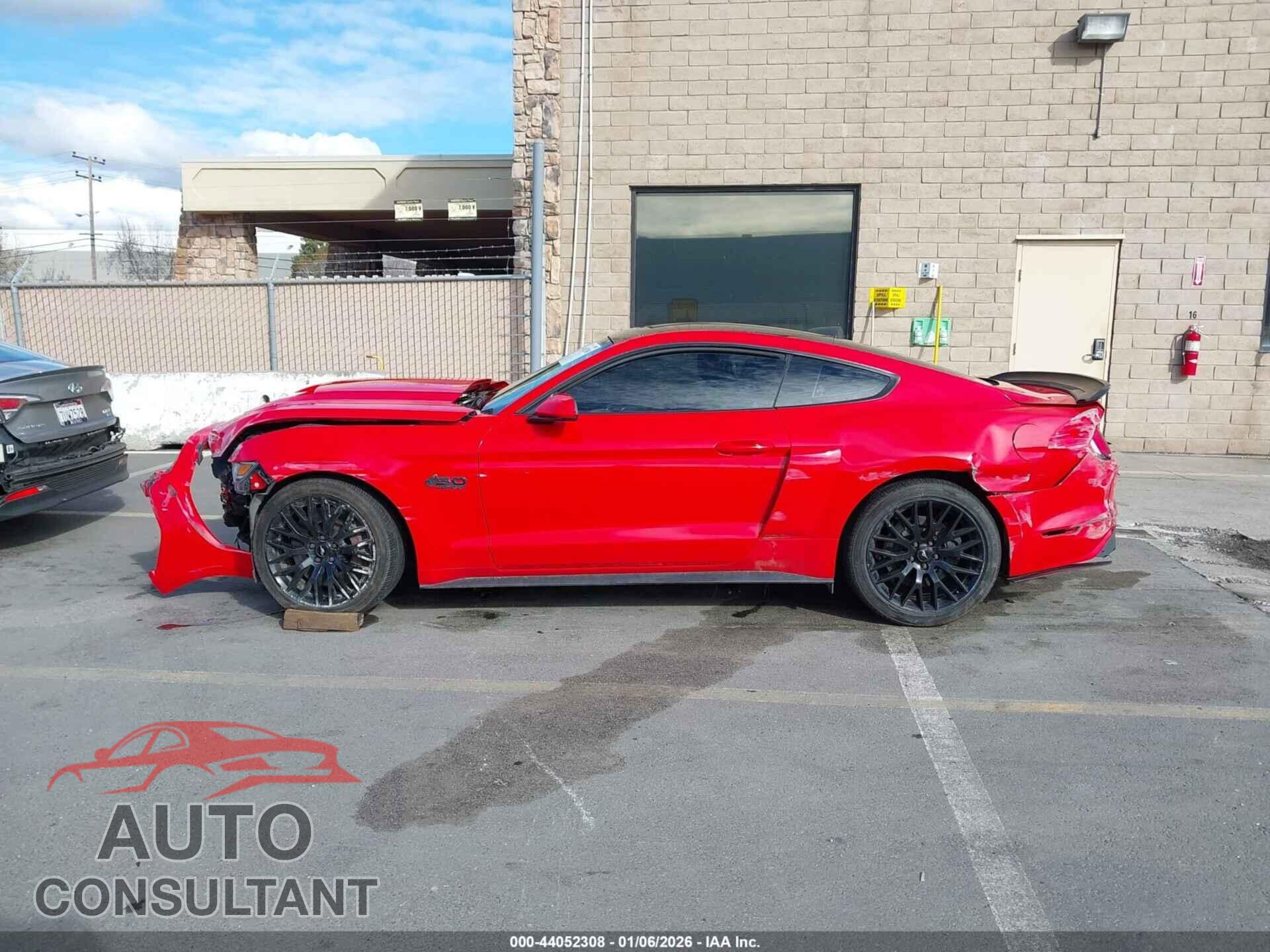 FORD MUSTANG 2016 - 1FA6P8CF6G5212134