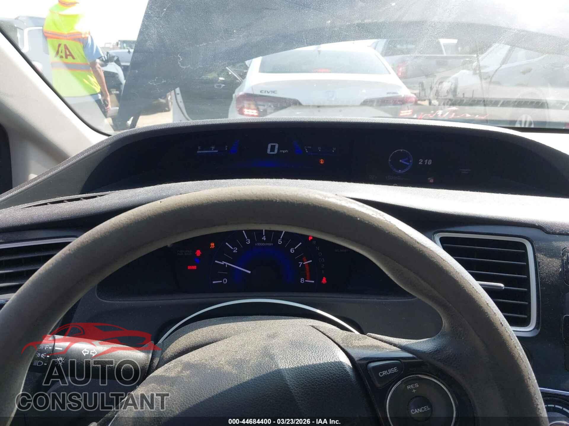 HONDA CIVIC 2013 - 19XFB2F54DE264631