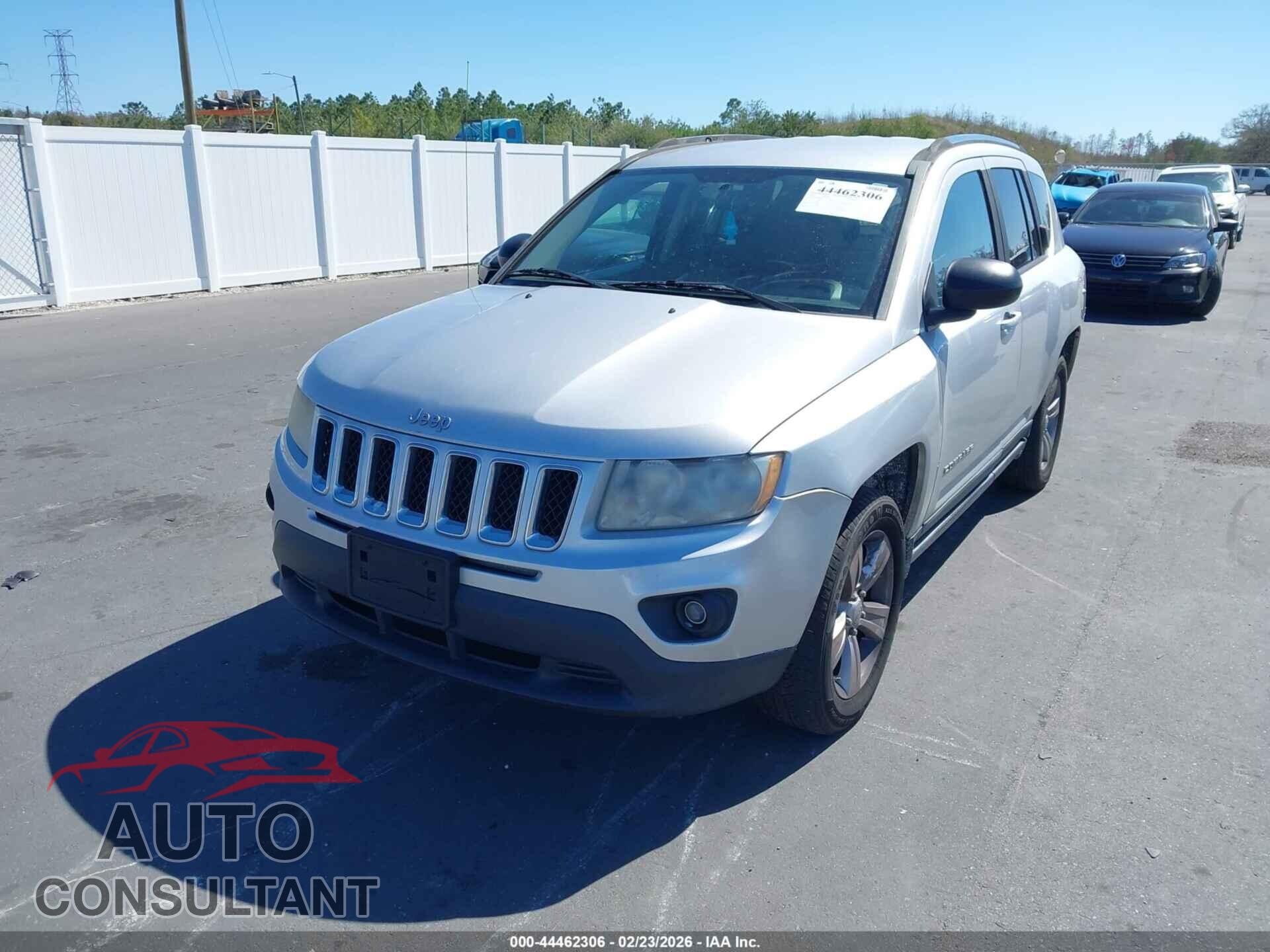 JEEP COMPASS 2011 - 1J4NF1FB3BD276195