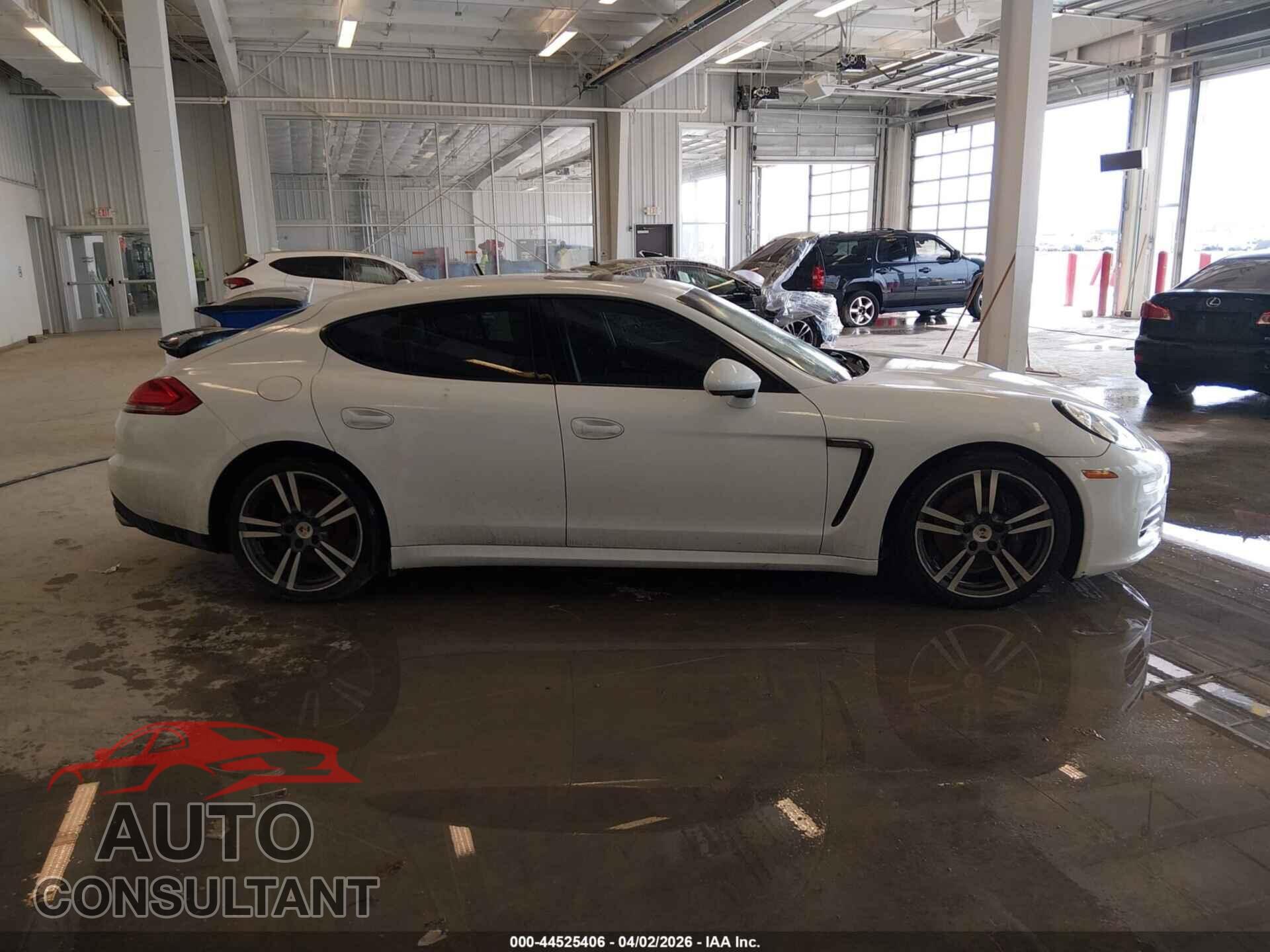 PORSCHE PANAMERA 2014 - WP0AA2A78EL009639