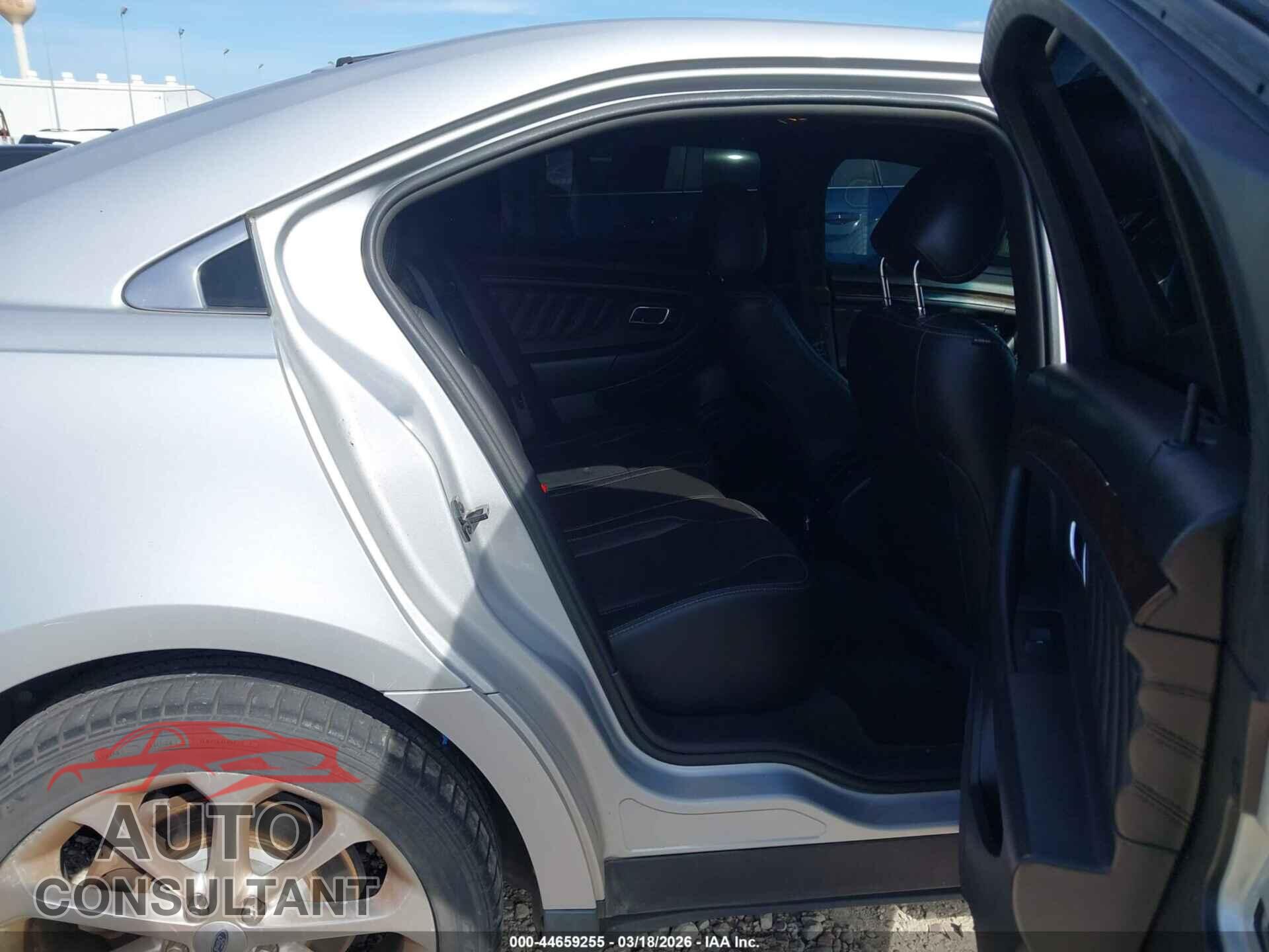 FORD TAURUS 2014 - 1FAHP2F85EG182192