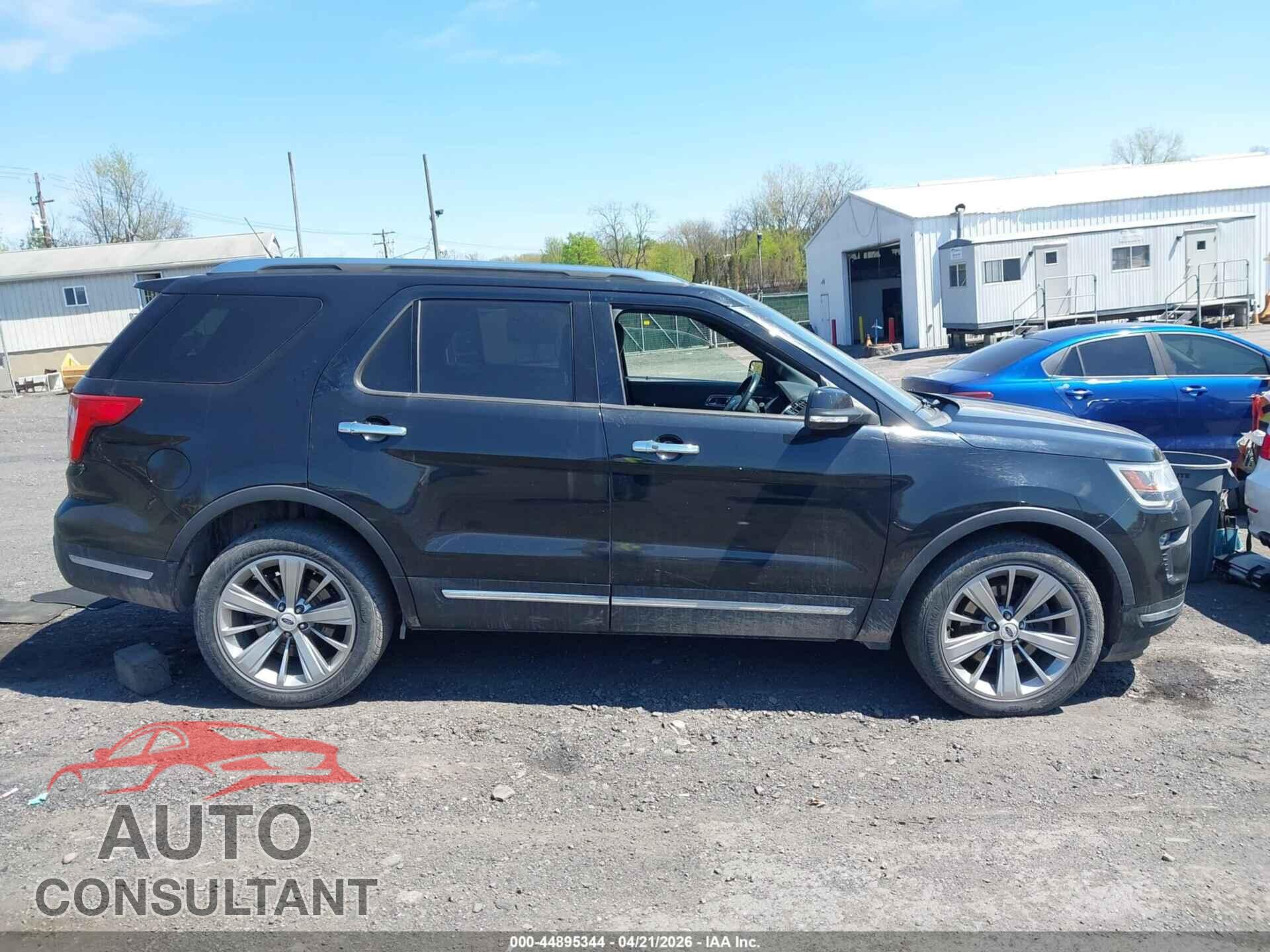 FORD EXPLORER 2018 - 1FM5K8F8XJGB67093
