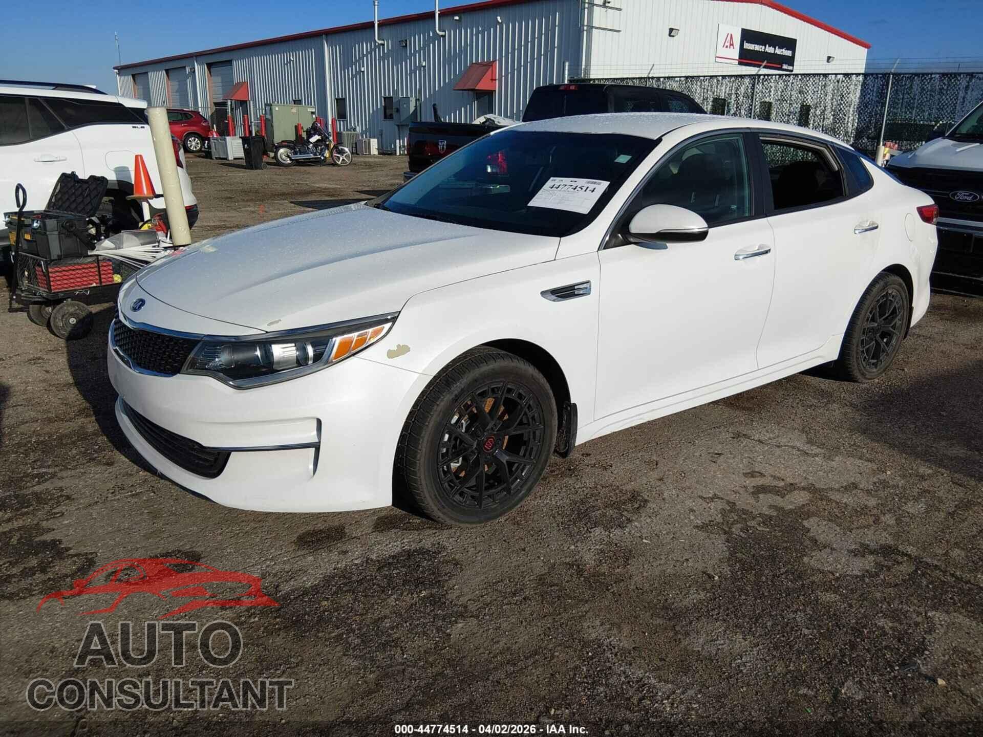 KIA OPTIMA 2016 - KNAGT4L36G5103534