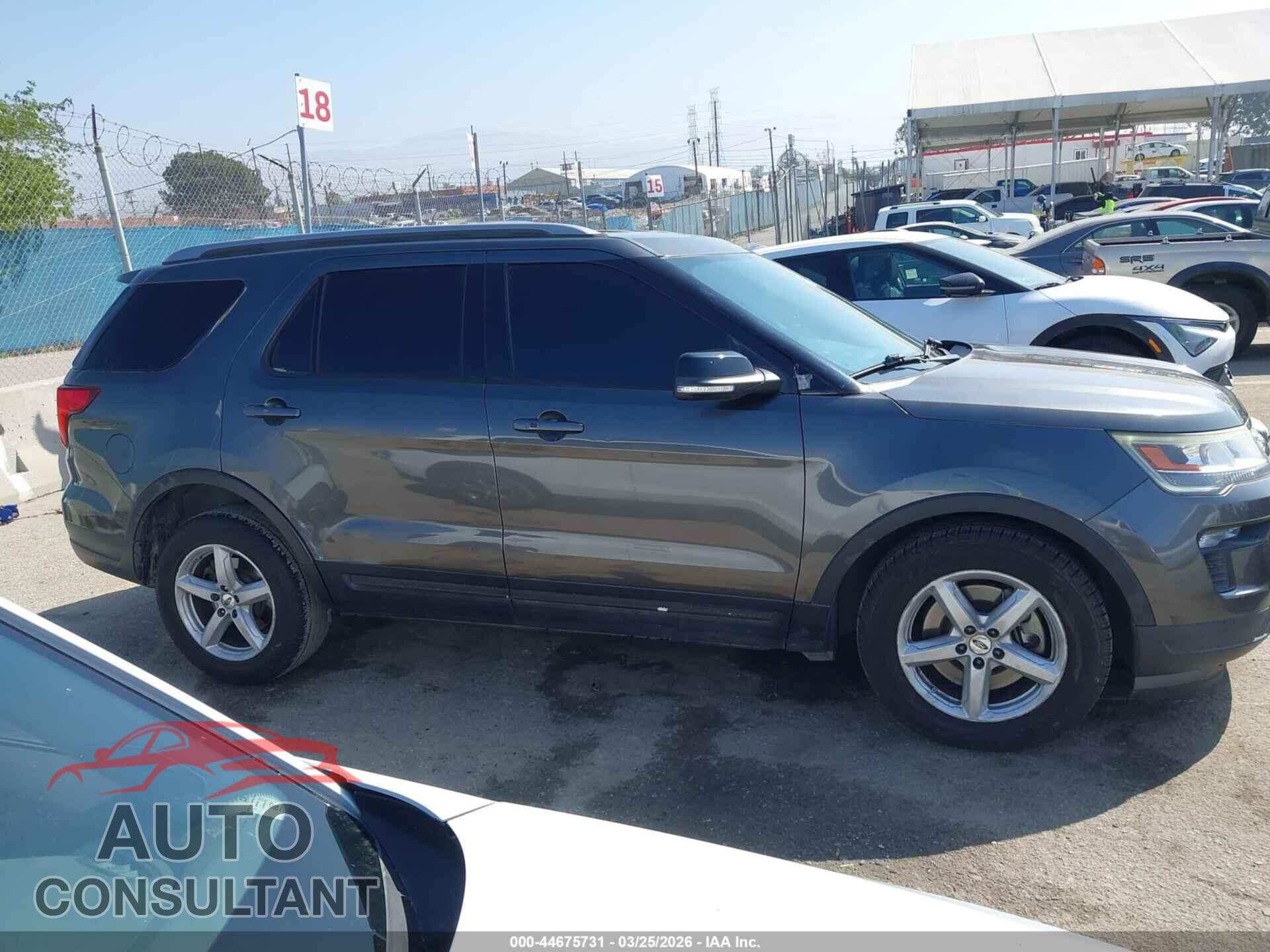 FORD EXPLORER 2018 - 1FM5K7D80JGB09491