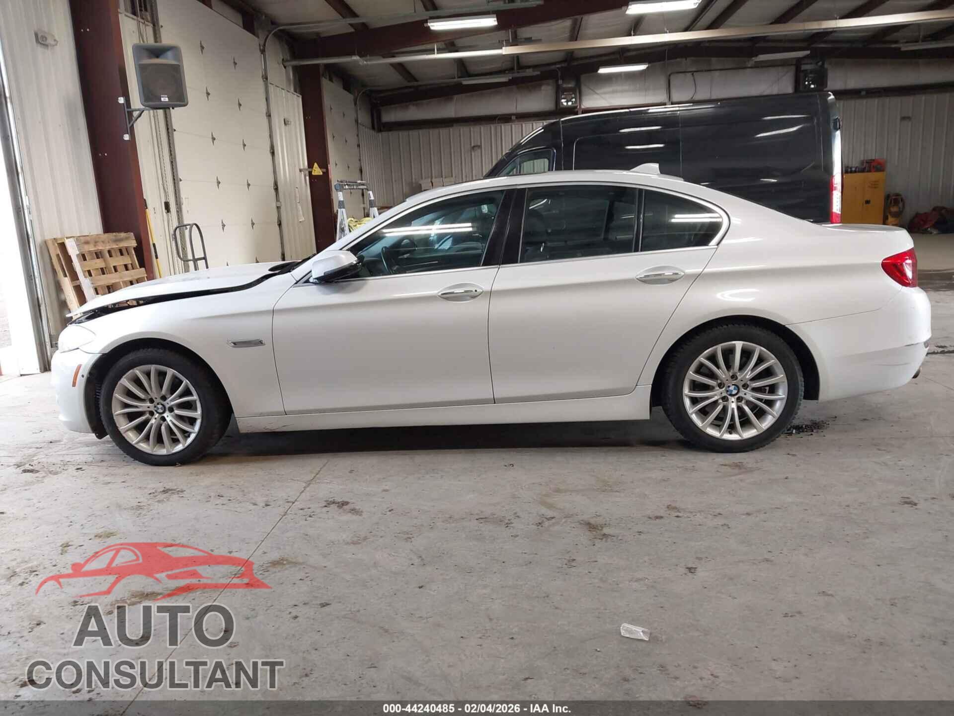 BMW 528I 2015 - WBA5A7C50FD626858