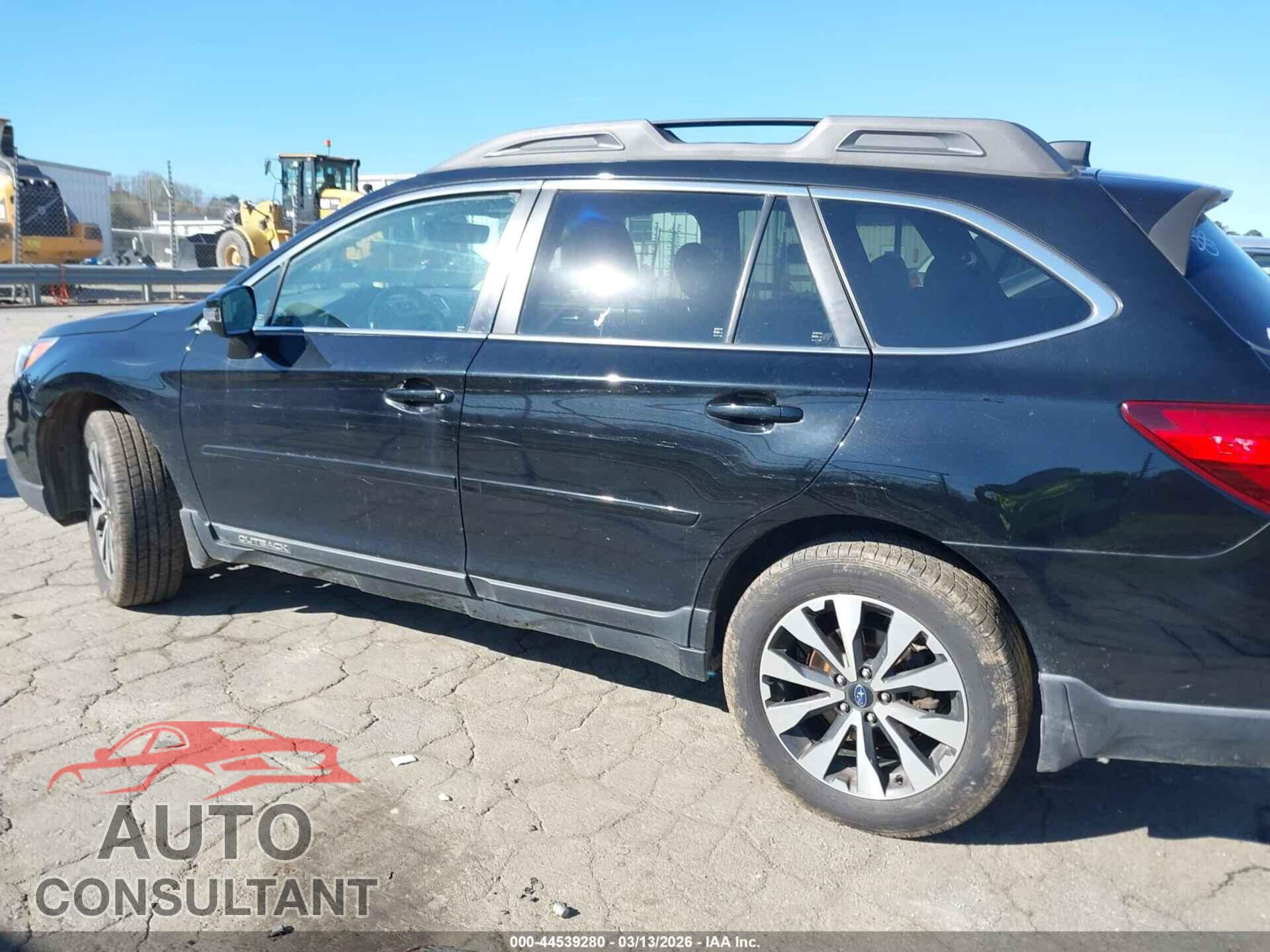 SUBARU OUTBACK 2017 - 4S4BSENC3H3237199