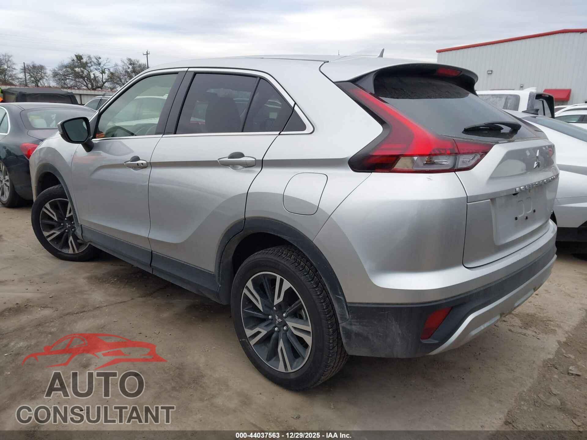 MITSUBISHI ECLIPSE CROSS 2024 - JA4ATWAA2RZ059754