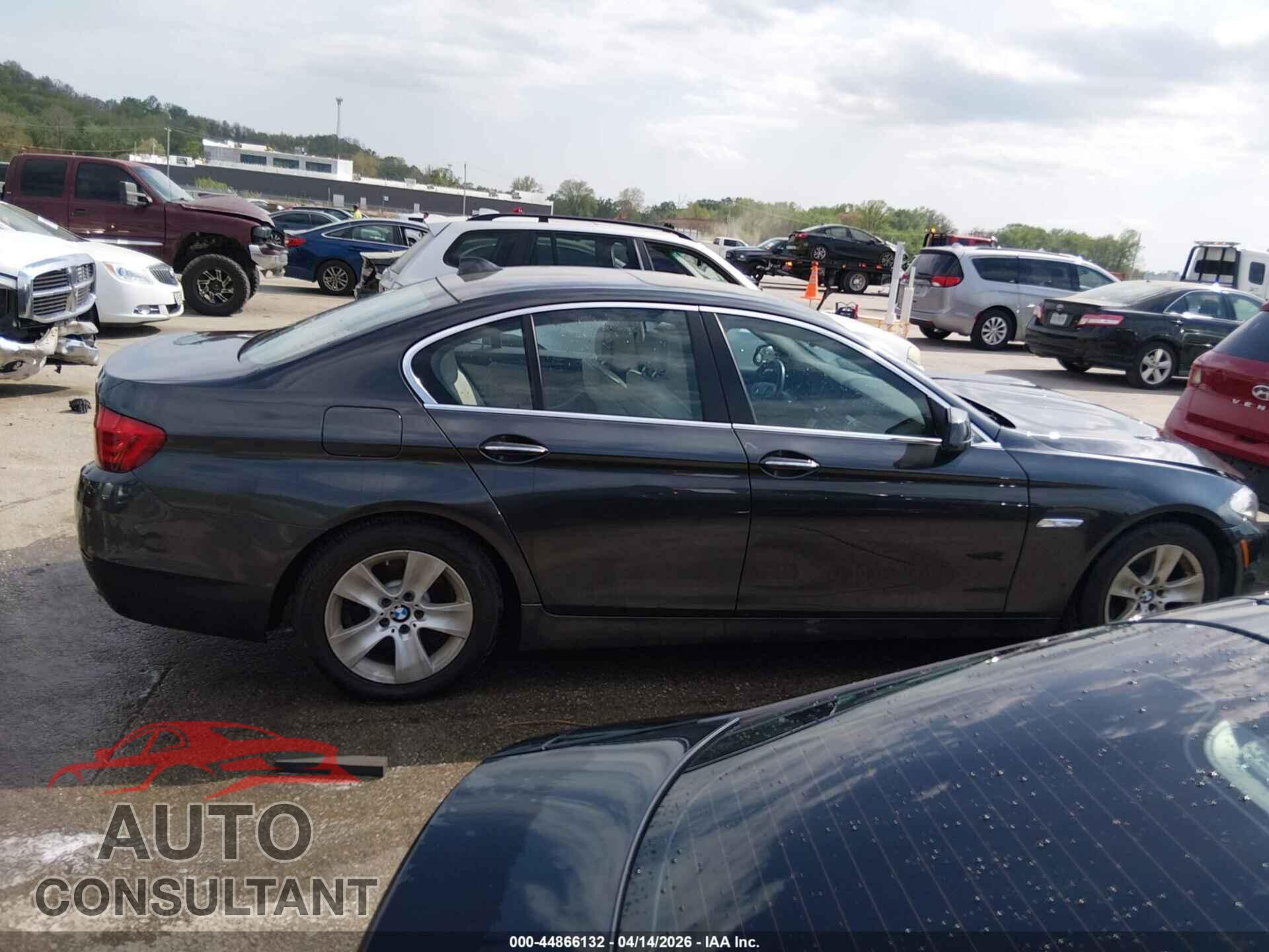 BMW 528I 2013 - WBAXG5C50DD231426