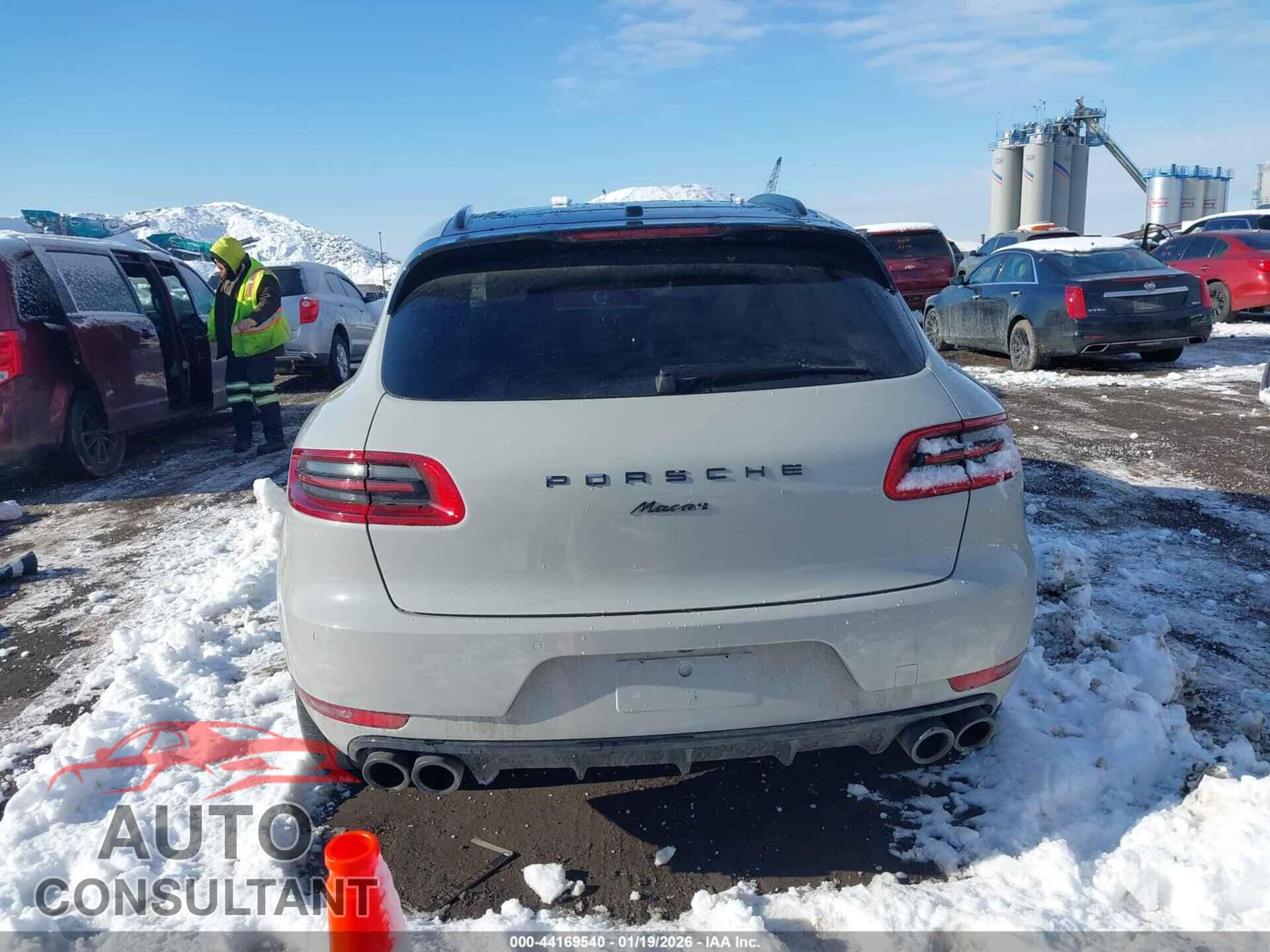 PORSCHE MACAN 2017 - WP1AA2A50HLB03595