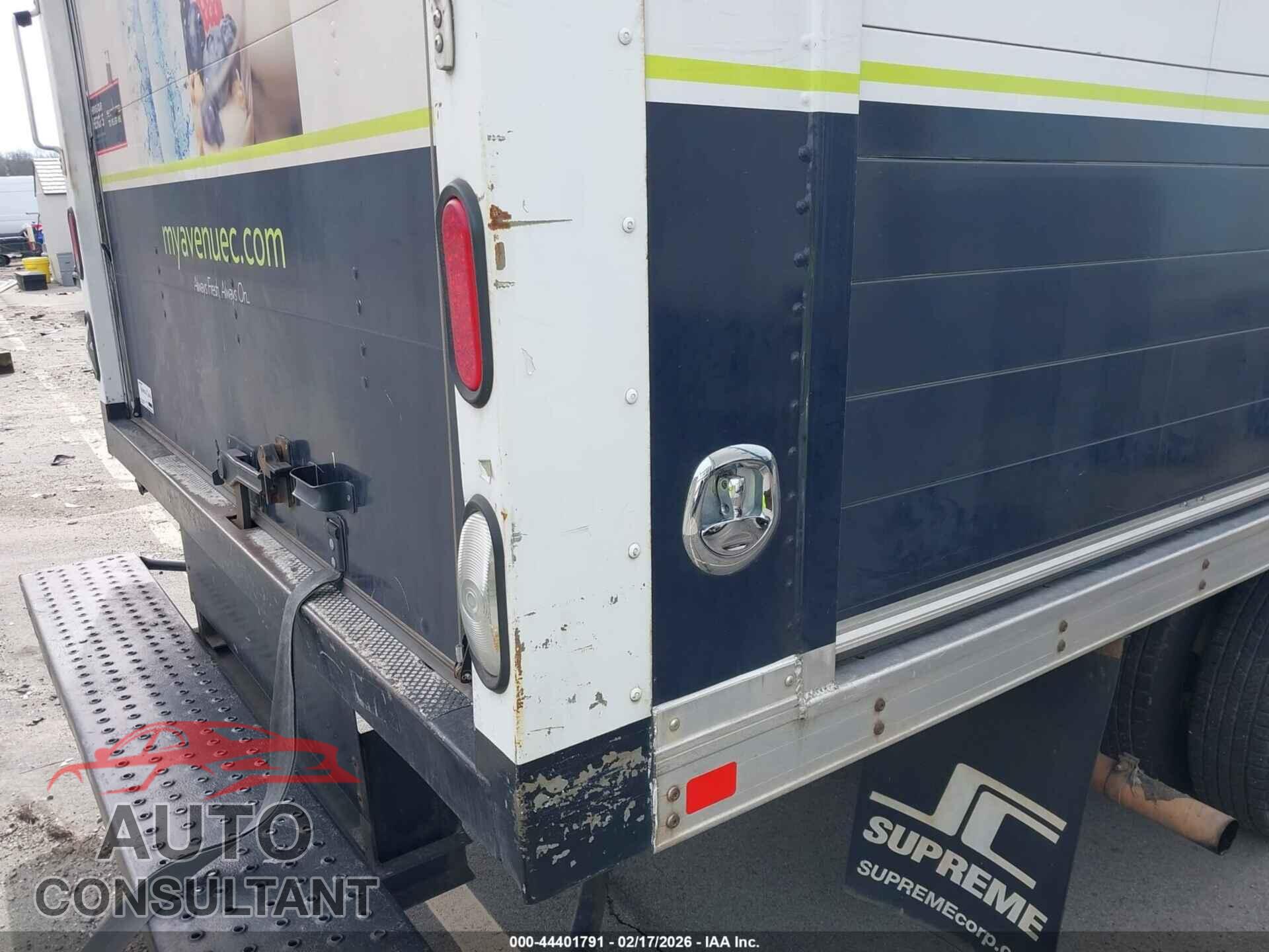 FORD E-350 CUTAWAY 2011 - 1FDWE3FLXBDA09861