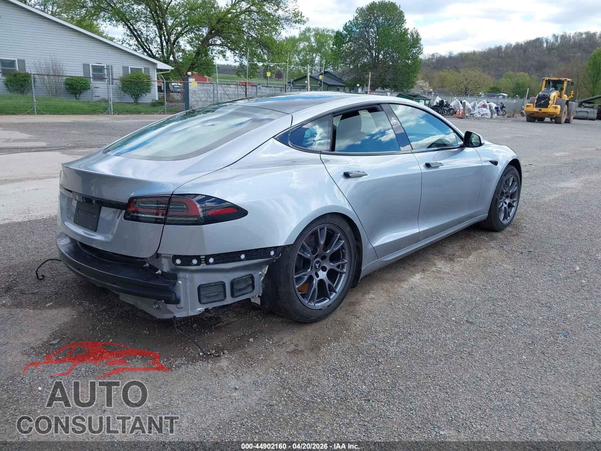 TESLA MODEL S 2025 - 5YJSA1E53SF551852