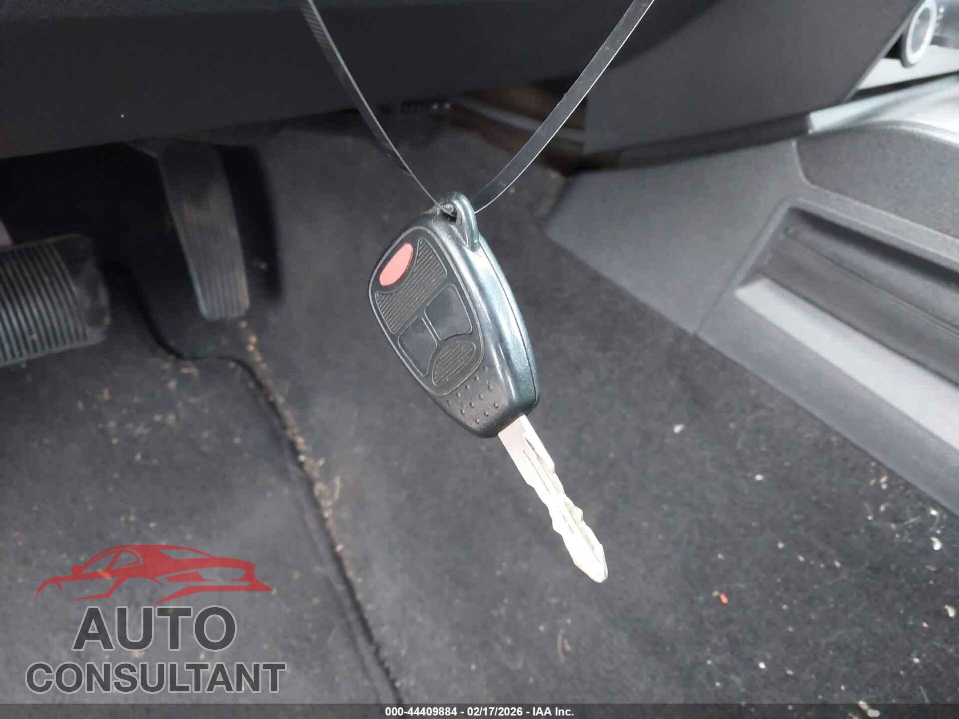 DODGE NITRO 2011 - 1D4PU4GK2BW587435