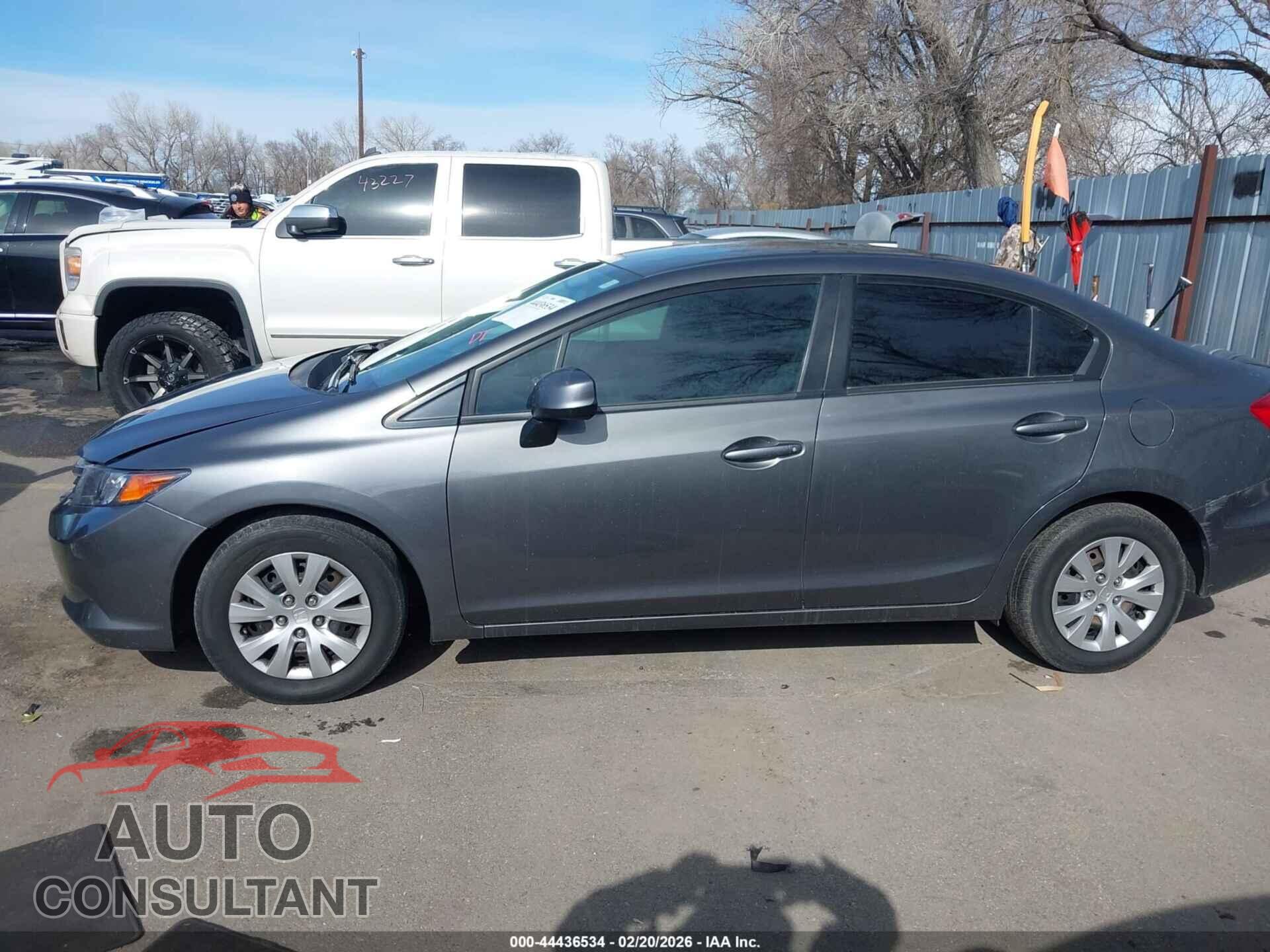 HONDA CIVIC 2012 - 2HGFB2F55CH600467
