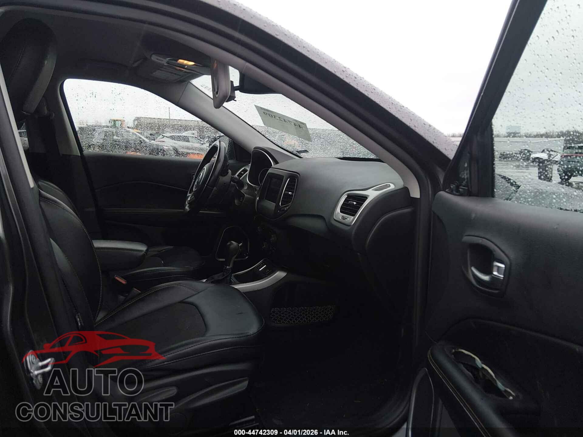 JEEP COMPASS 2020 - 3C4NJCBB8LT162078