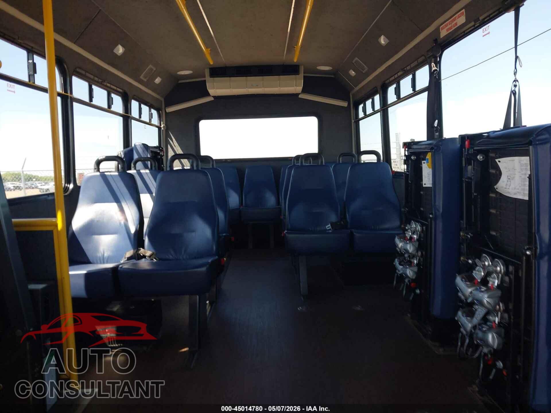 FORD E-450 CUTAWAY 2017 - 1FDFE4FSXHDC78805
