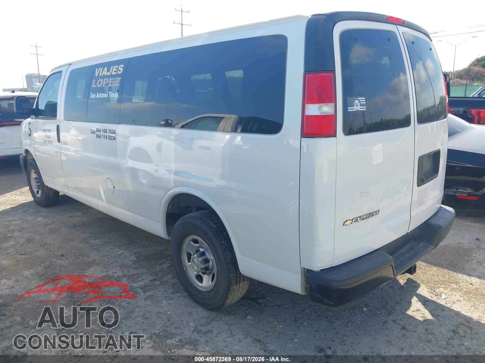 CHEVROLET EXPRESS PASSENGER 2021 - 1GAZGNFP9M1237101