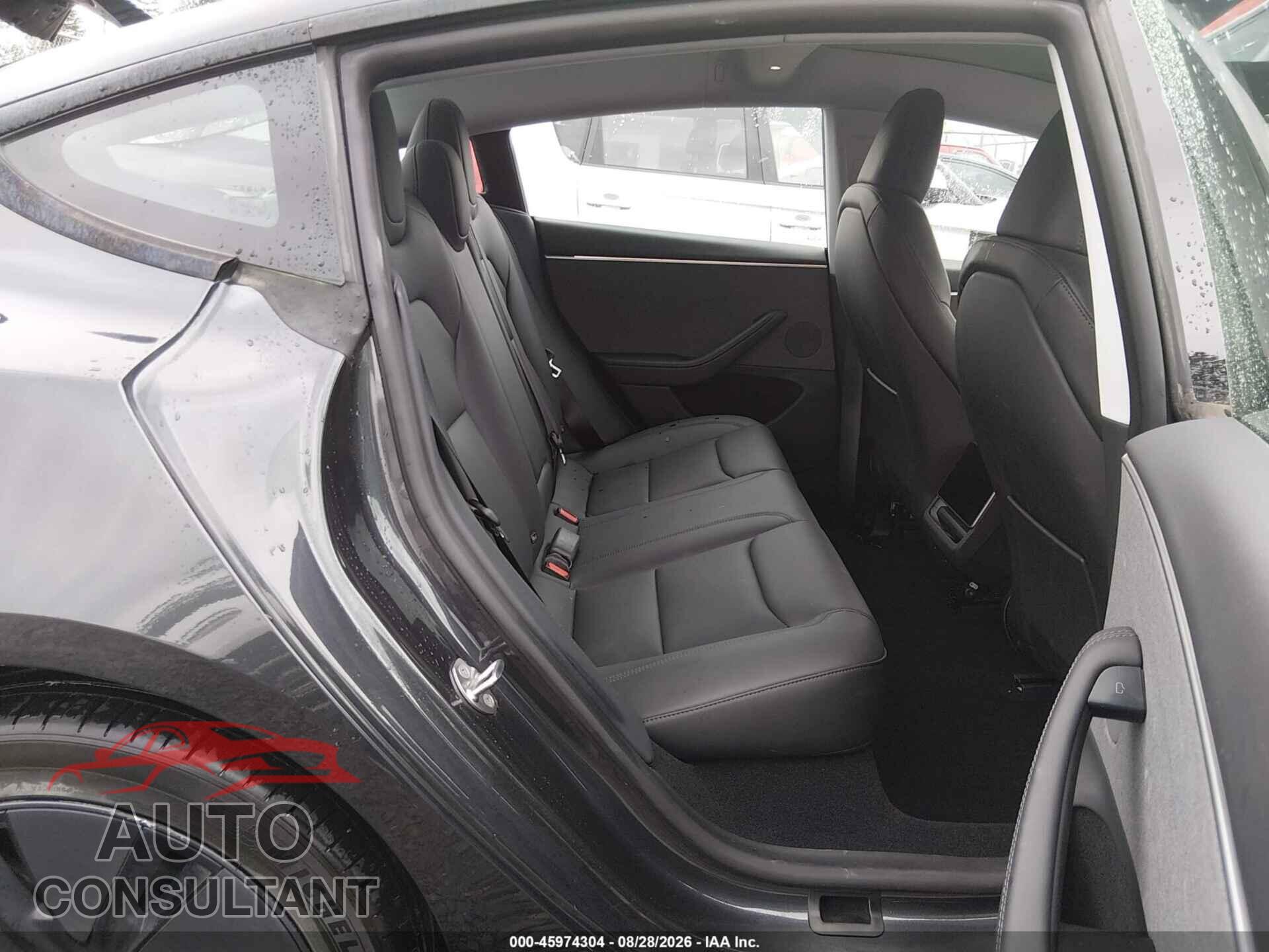 TESLA MODEL 3 2024 - 5YJ3E1EA3RF873469