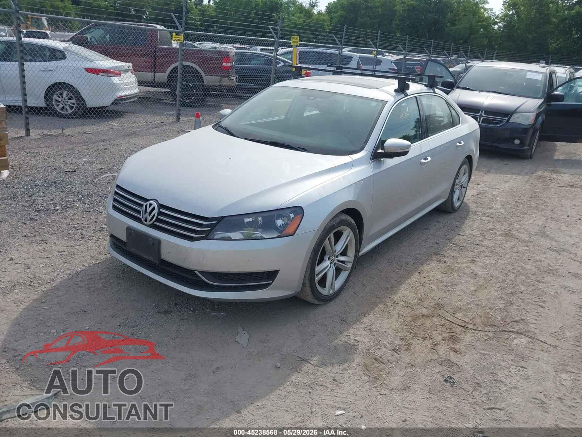 VOLKSWAGEN PASSAT 2014 - 1VWBS7A30EC116001