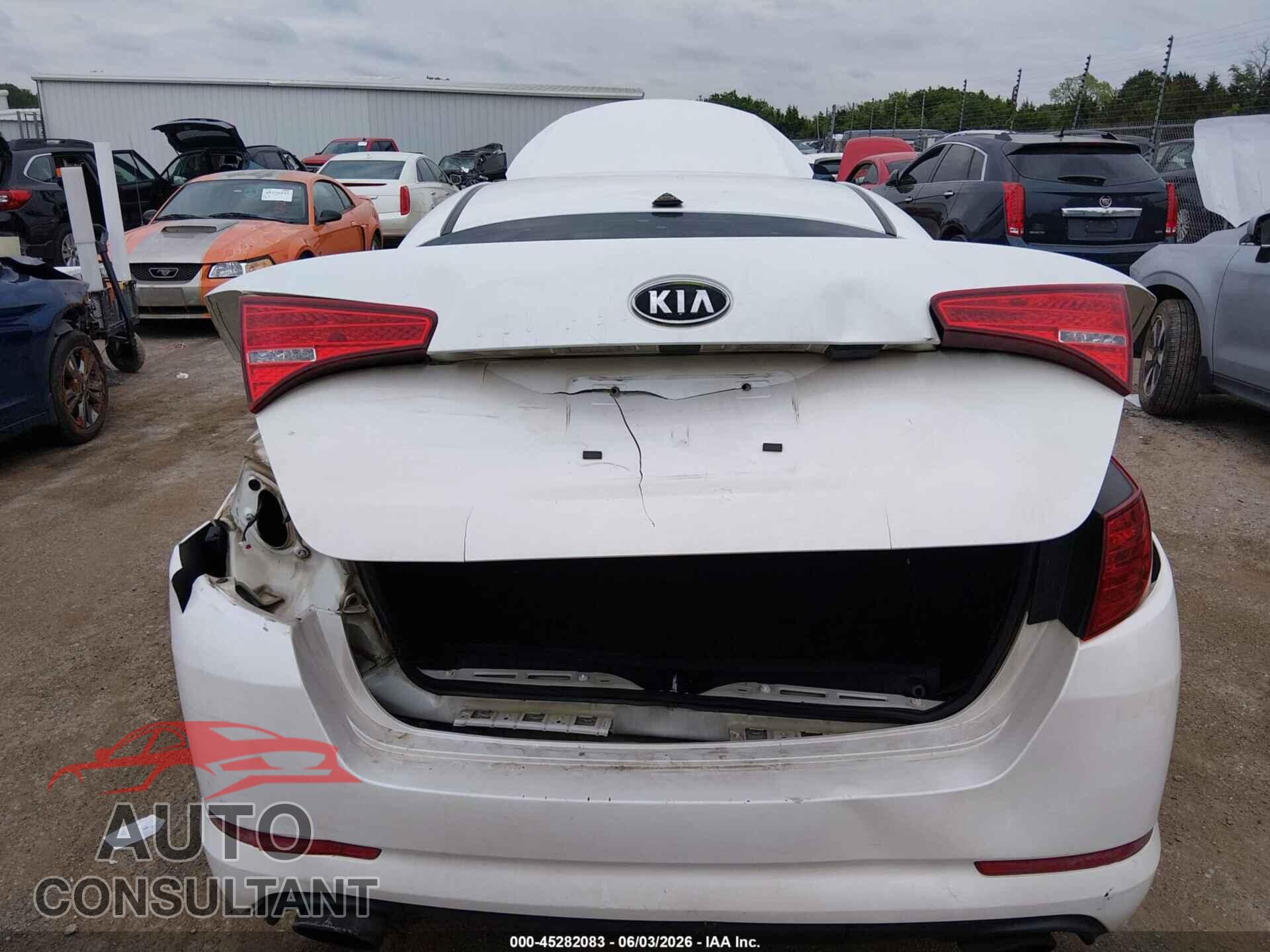 KIA OPTIMA 2013 - KNAGM4A73D5301308
