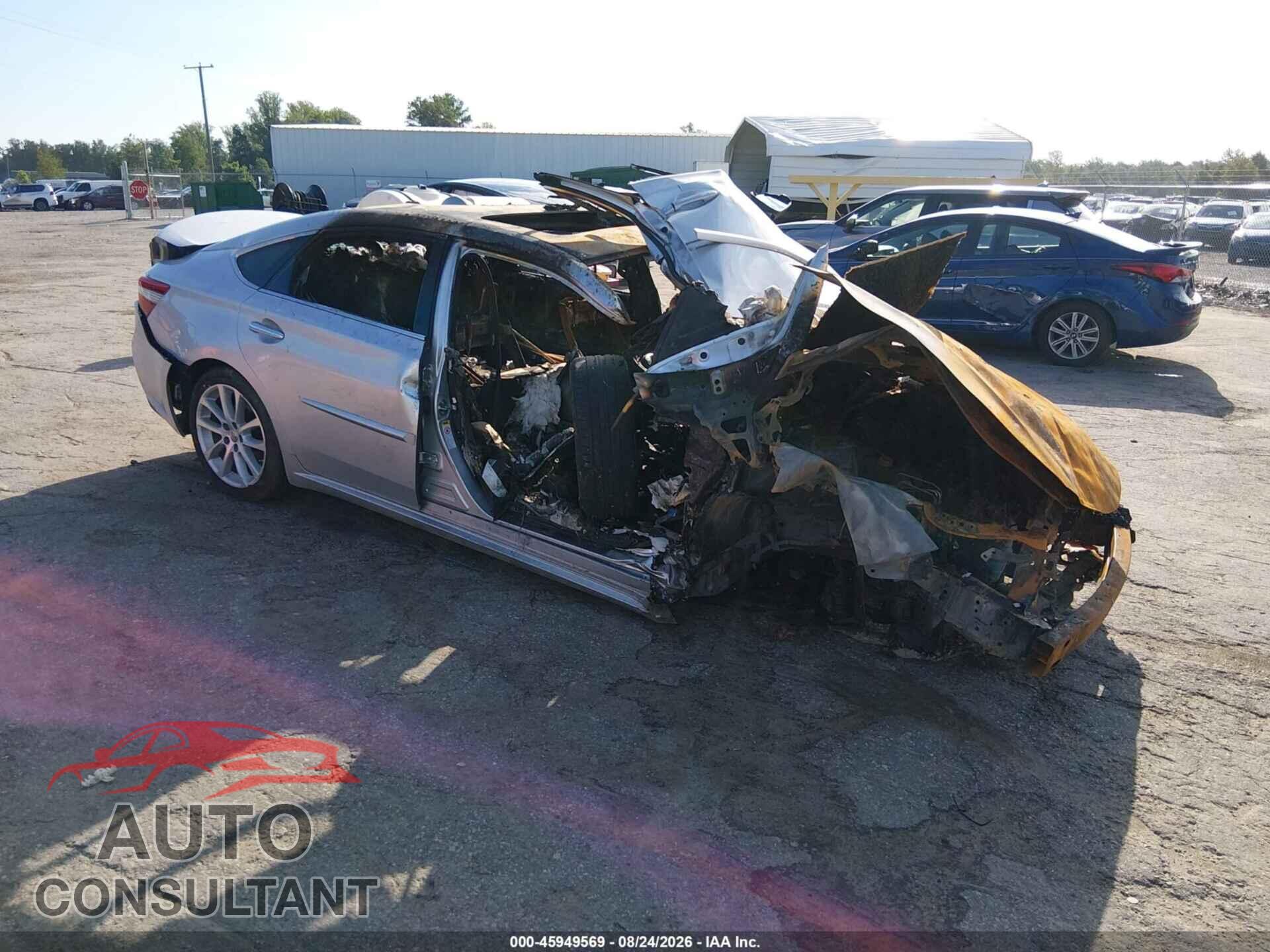 TOYOTA AVALON 2013 - 4T1BK1EB9DU015898