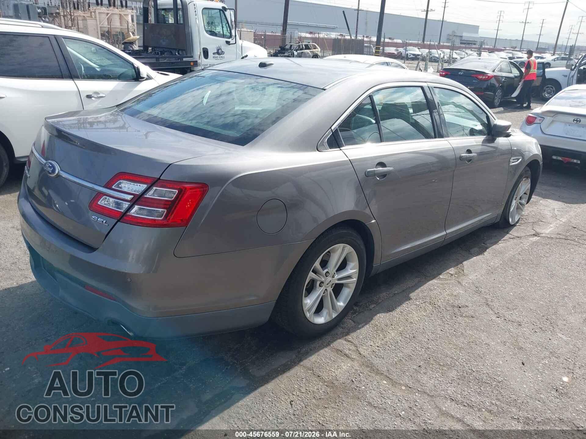 FORD TAURUS 2013 - 1FAHP2E82DG201670