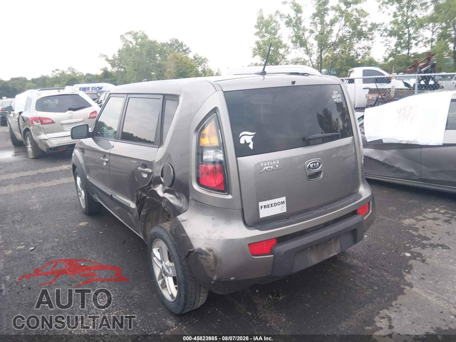 KIA SOUL 2011 - KNDJT2A28B7328509