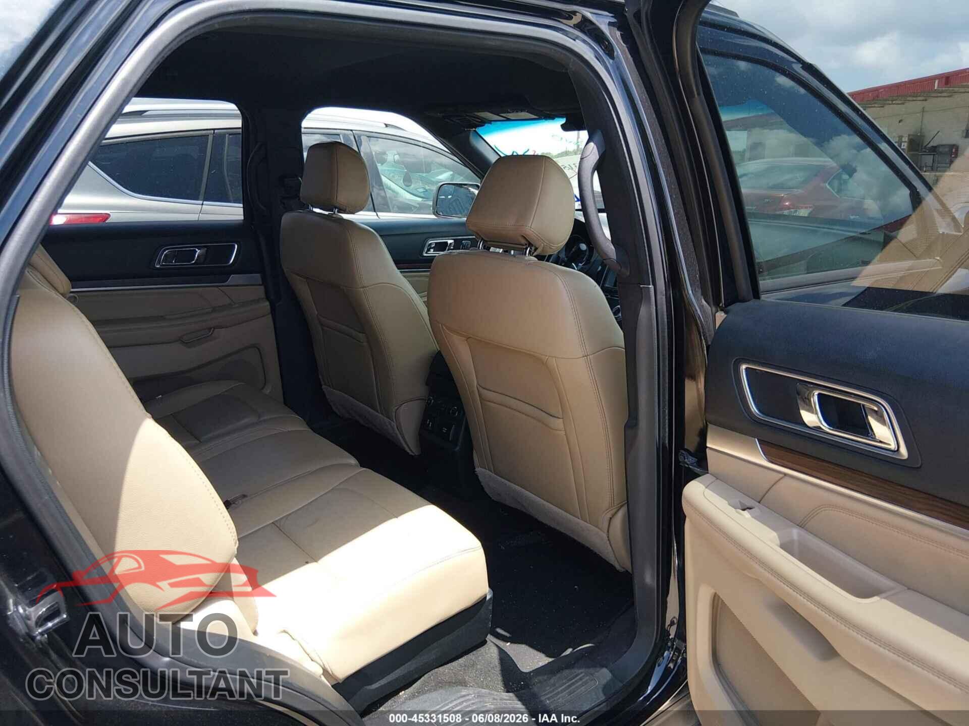 FORD EXPLORER 2017 - 1FM5K7F89HGC23769