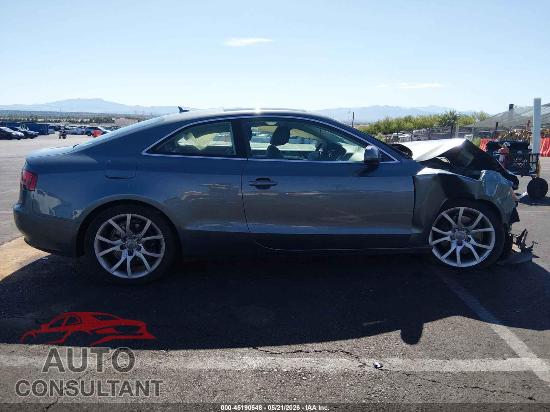 AUDI A5 2012 - WAULFAFR8CA003084