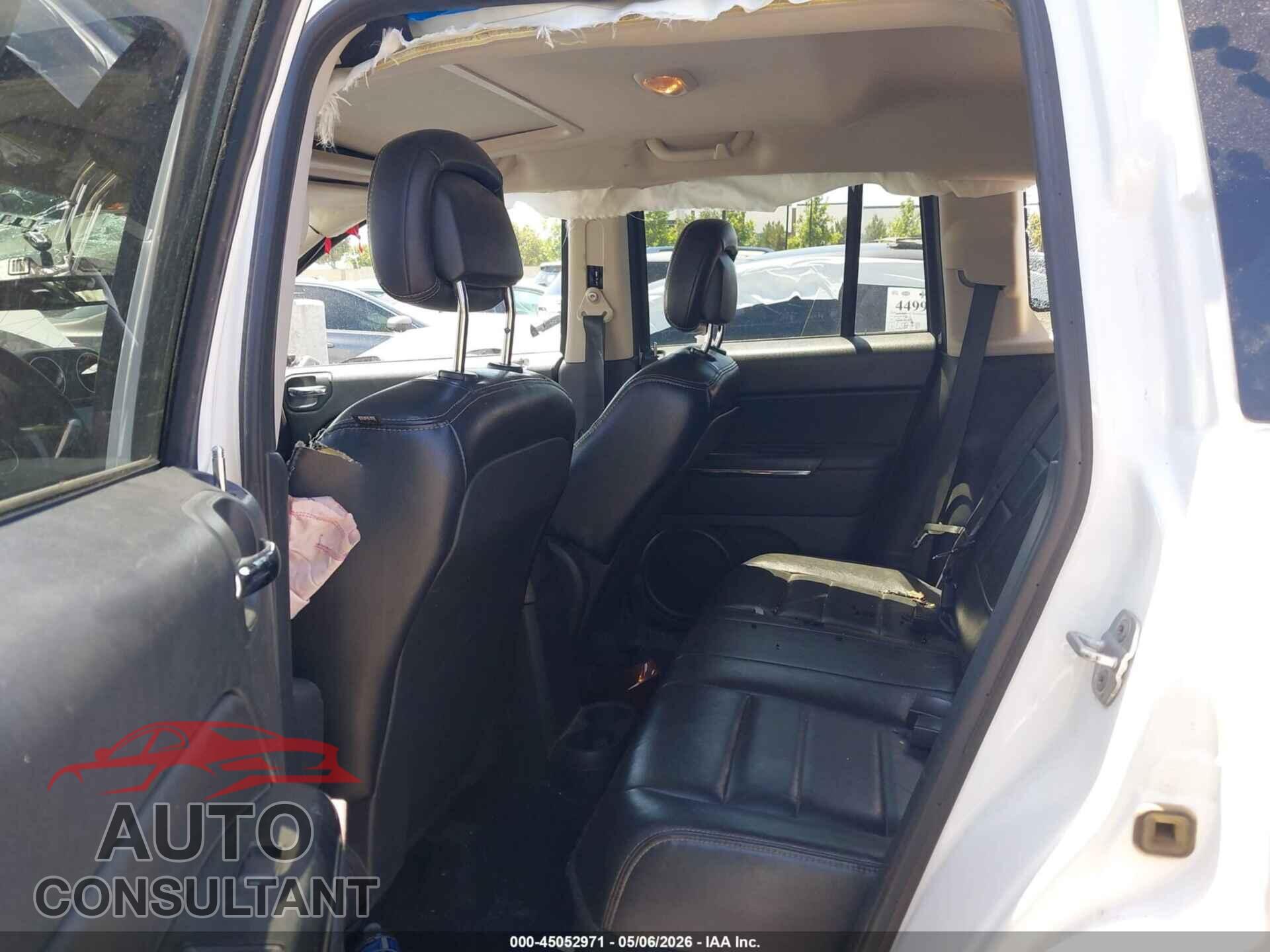 JEEP COMPASS 2011 - 1J4NF5FB7BD177872