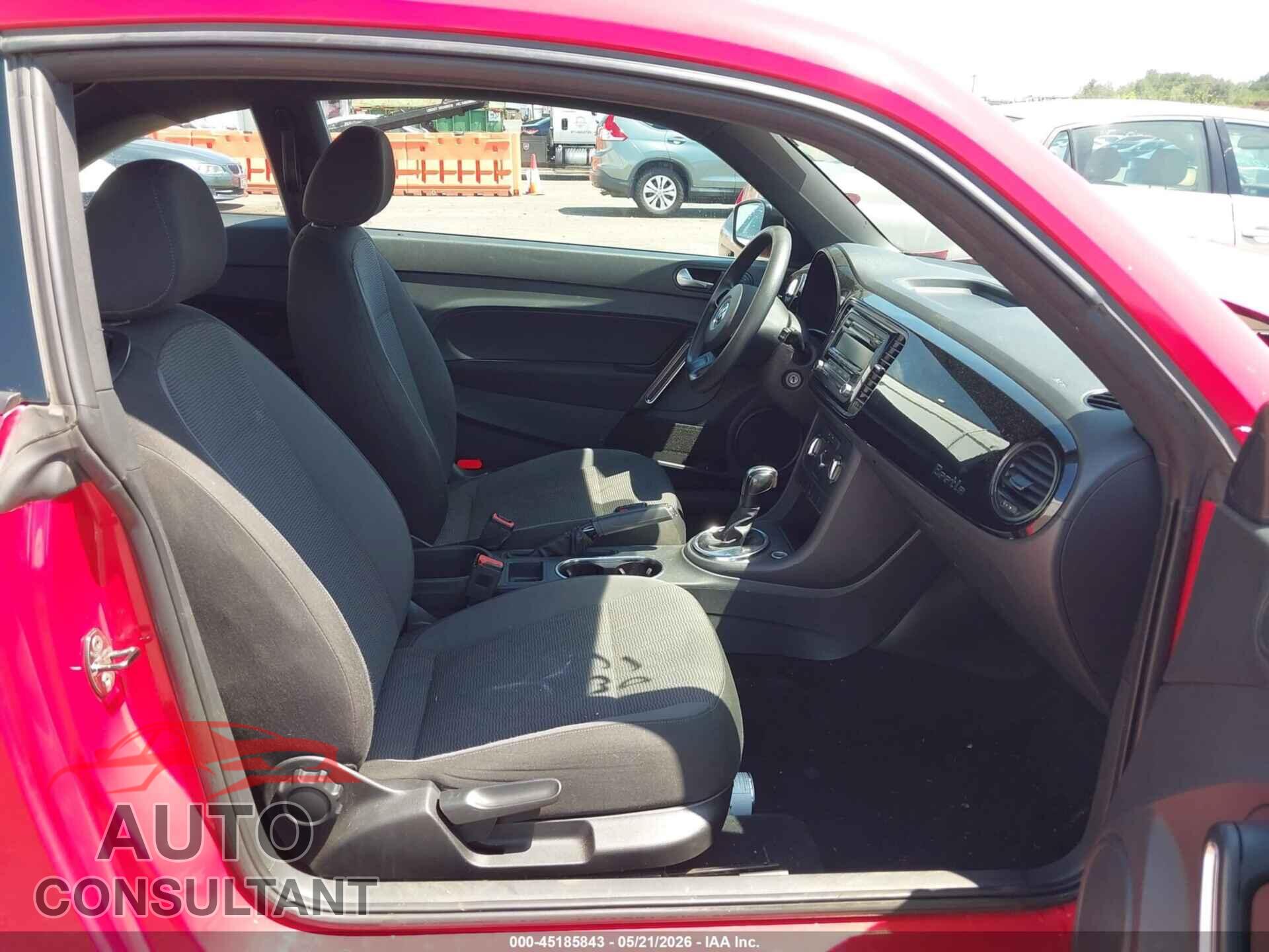 VOLKSWAGEN BEETLE 2012 - 3VWFP7AT2CM646484
