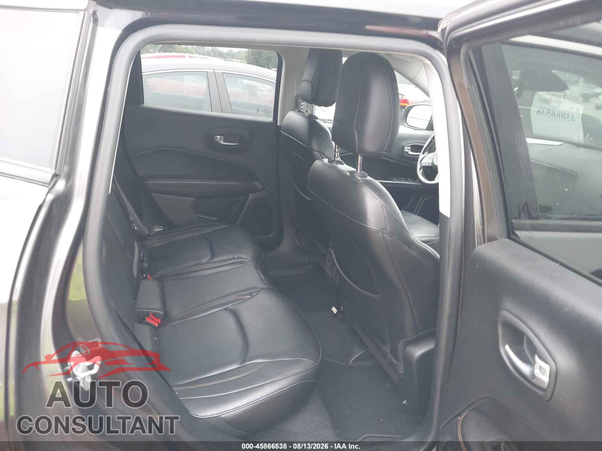 JEEP COMPASS 2018 - 3C4NJDCB7JT168682