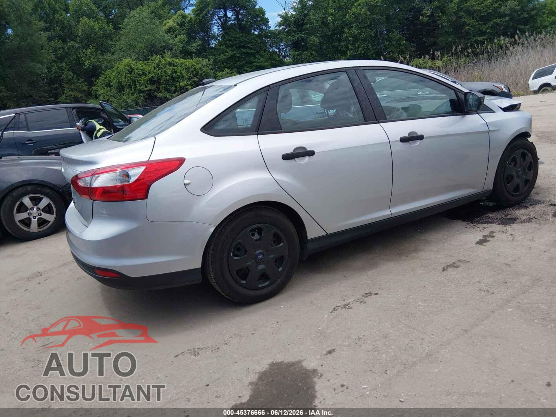 FORD FOCUS 2012 - 1FAHP3E21CL404489