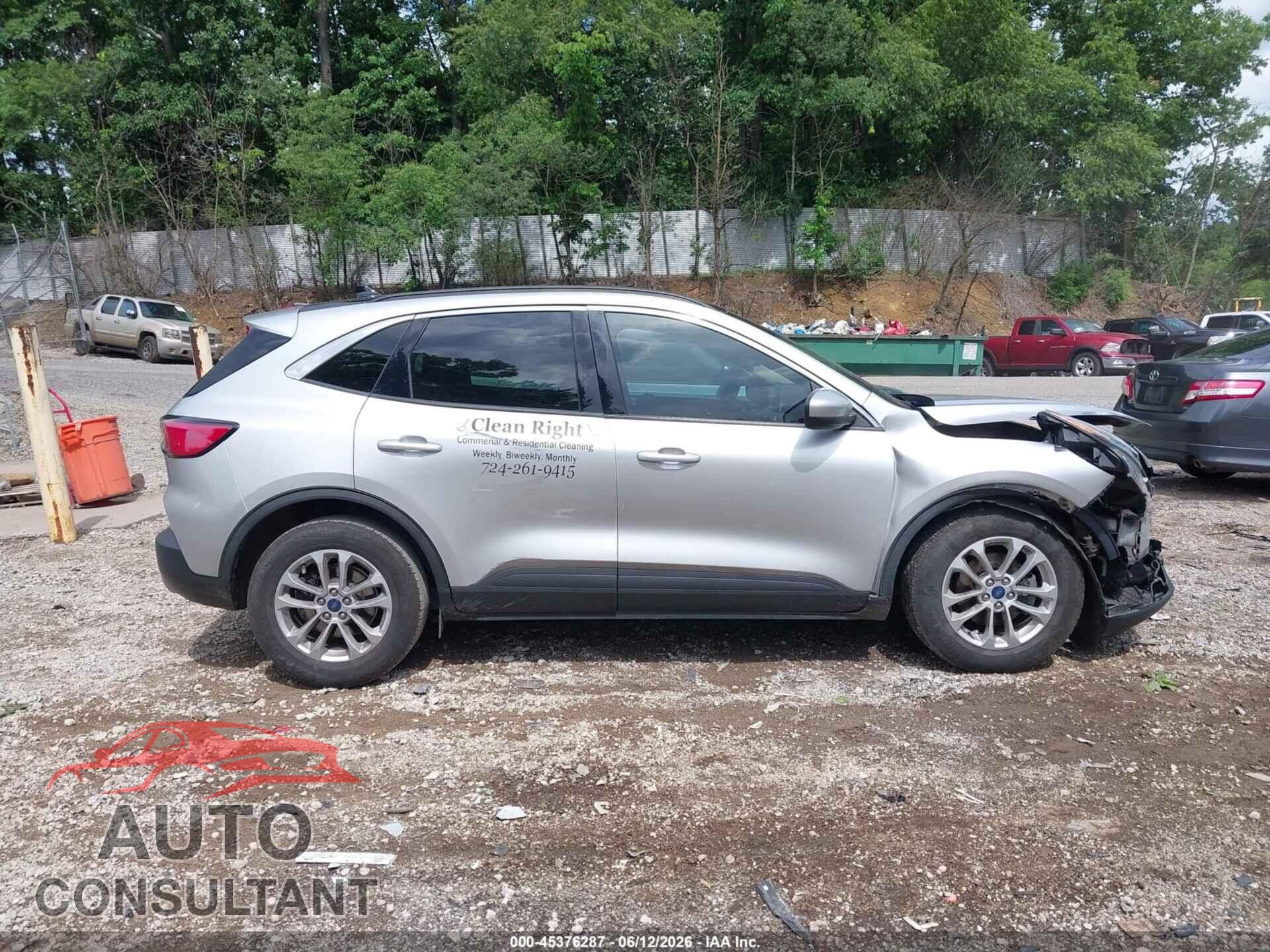 FORD ESCAPE 2020 - 1FMCU0G64LUA08705
