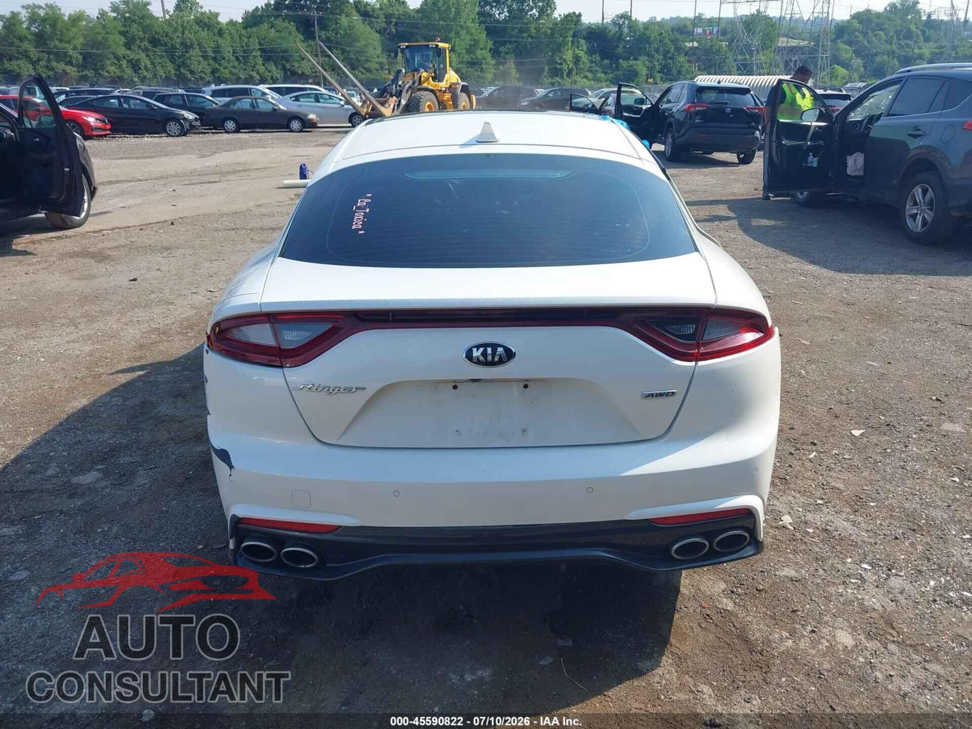 KIA STINGER 2018 - KNAE25LA3J6027478