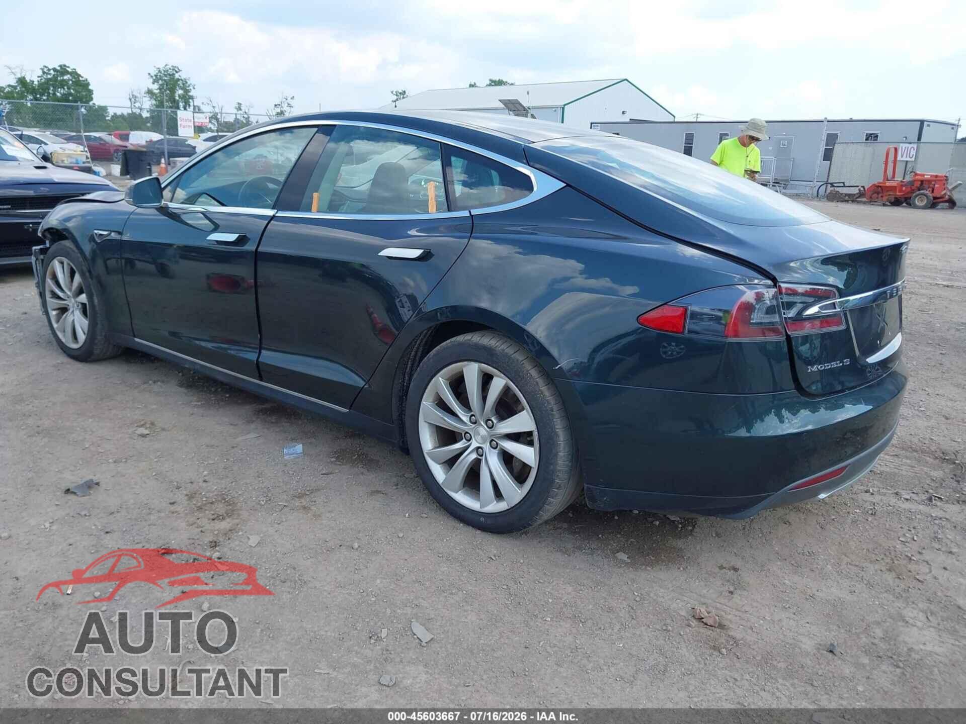 TESLA MODEL S 2013 - 5YJSA1CP2DFP27572