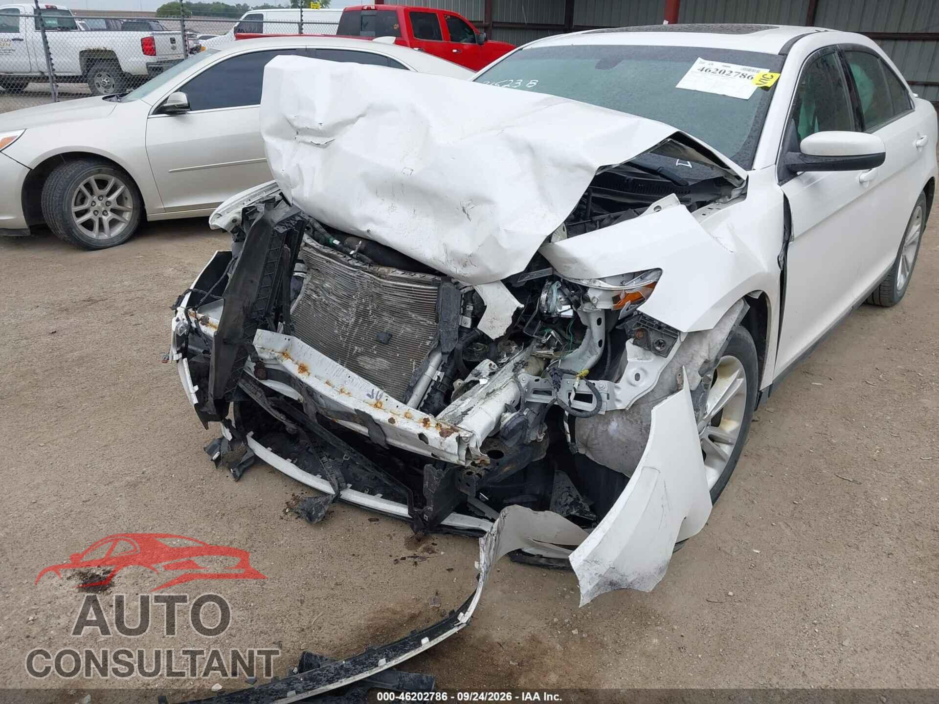 FORD TAURUS 2014 - 1FAHP2E84EG100440