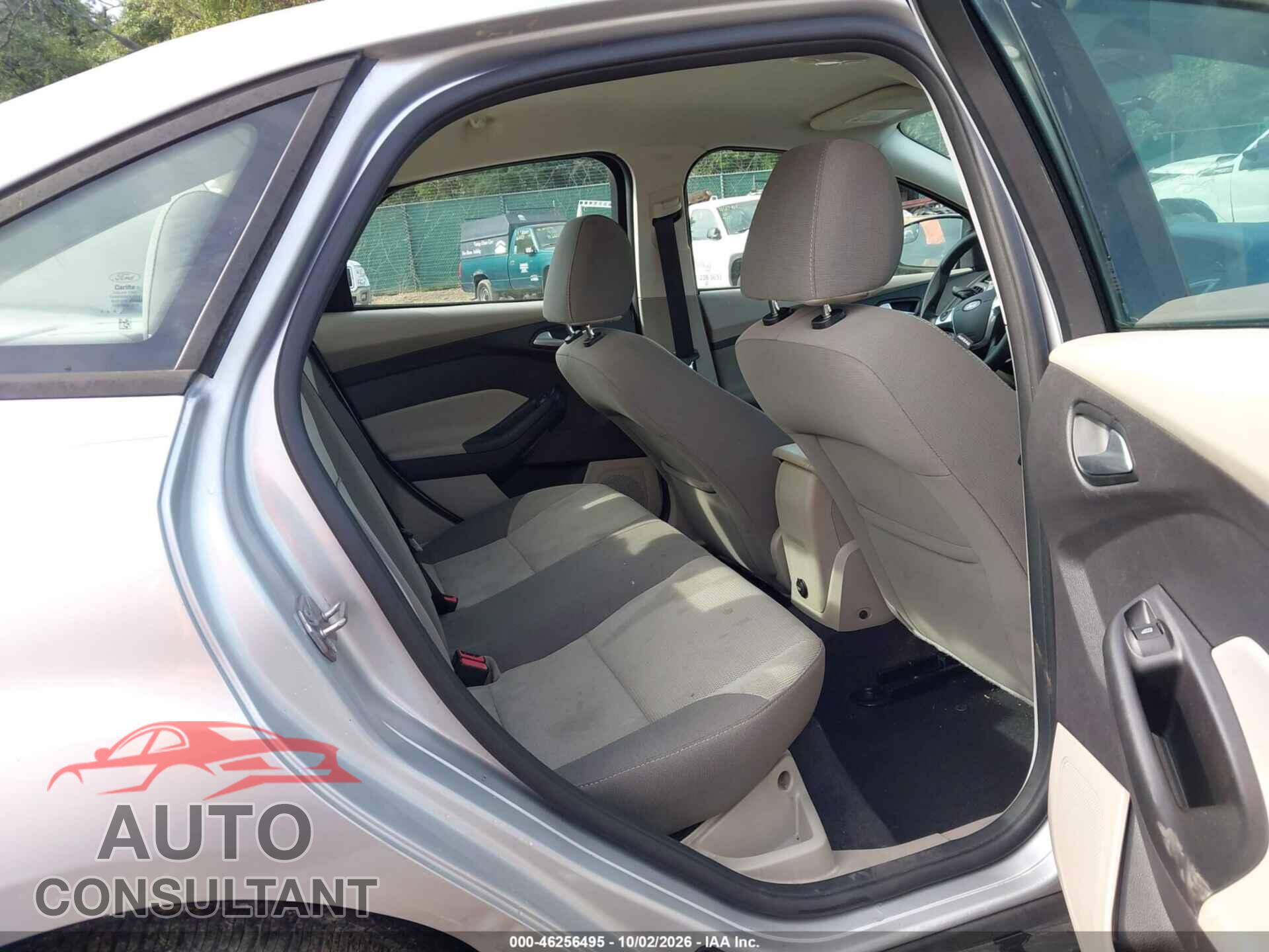 FORD FOCUS 2014 - 1FADP3F23EL402338