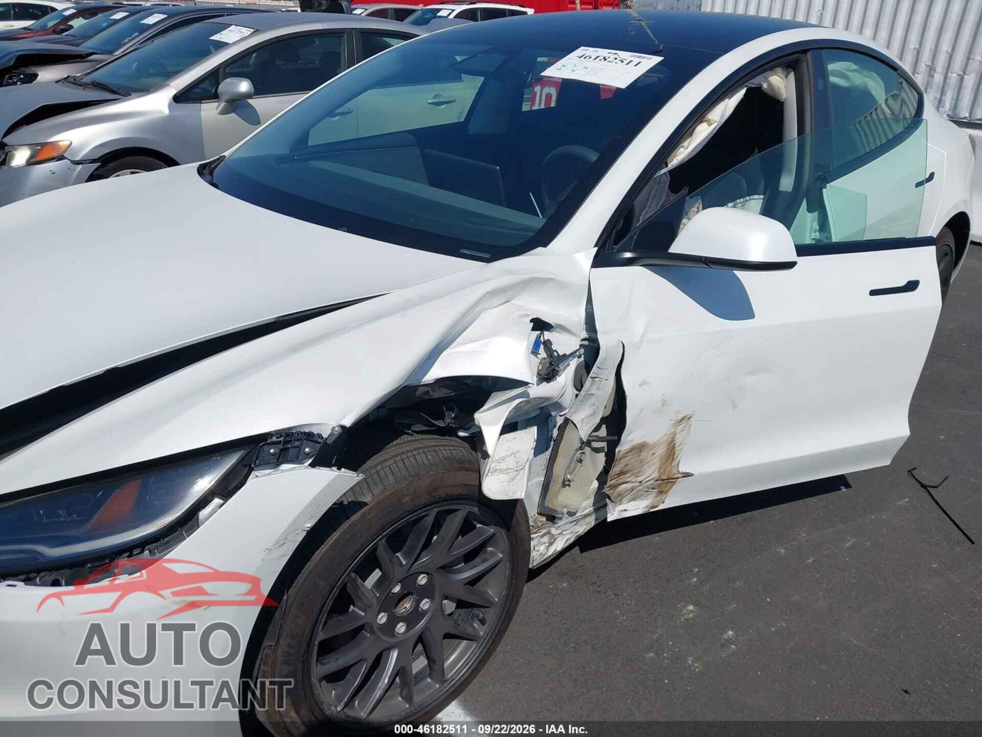 TESLA MODEL 3 2025 - 5YJ3E1EA4SF879464