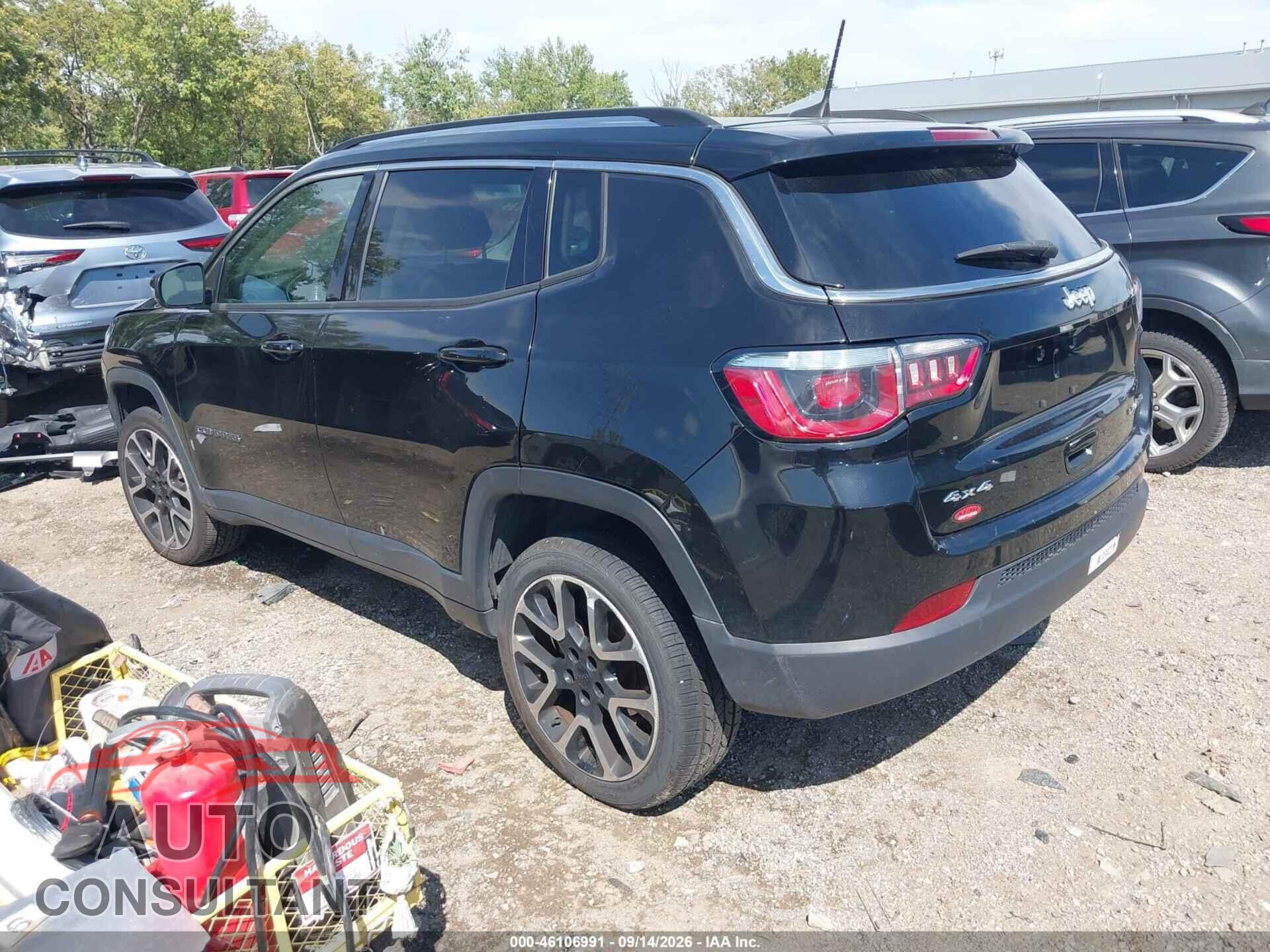 JEEP COMPASS 2018 - 3C4NJDCB2JT376131